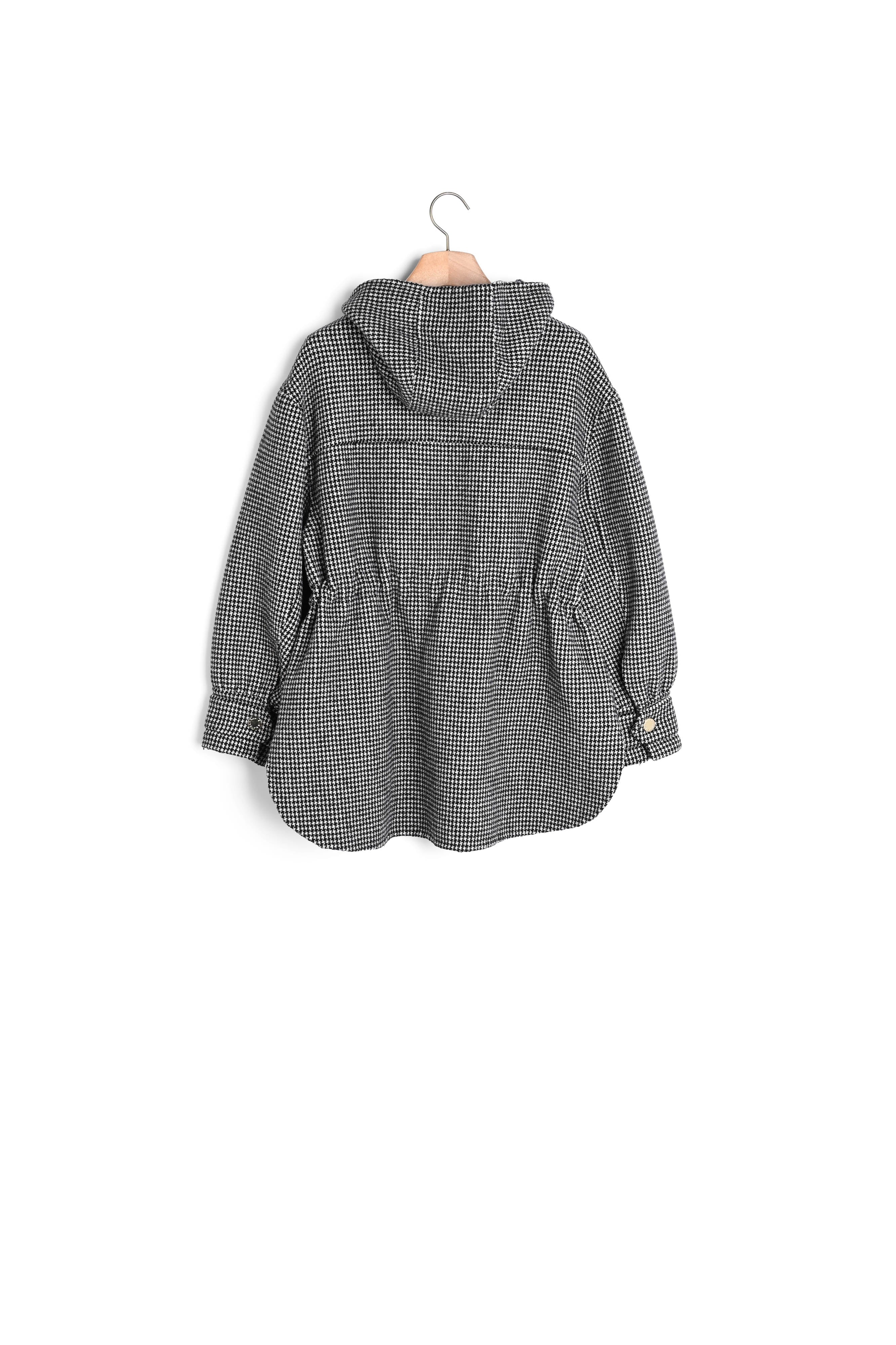 Outerwear Ecru / Noir Sandro seconde main