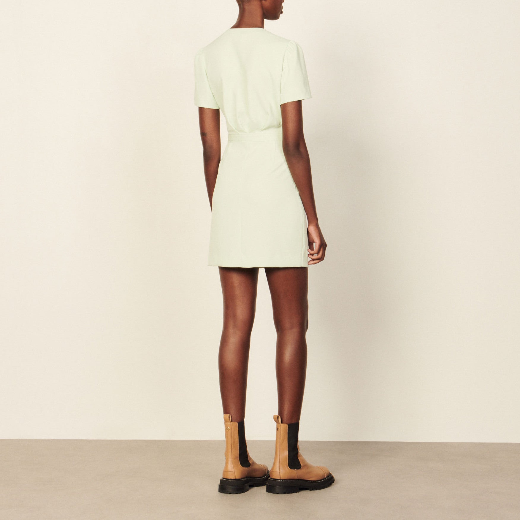 Robe courte à basque asymétrique Sandro seconde main