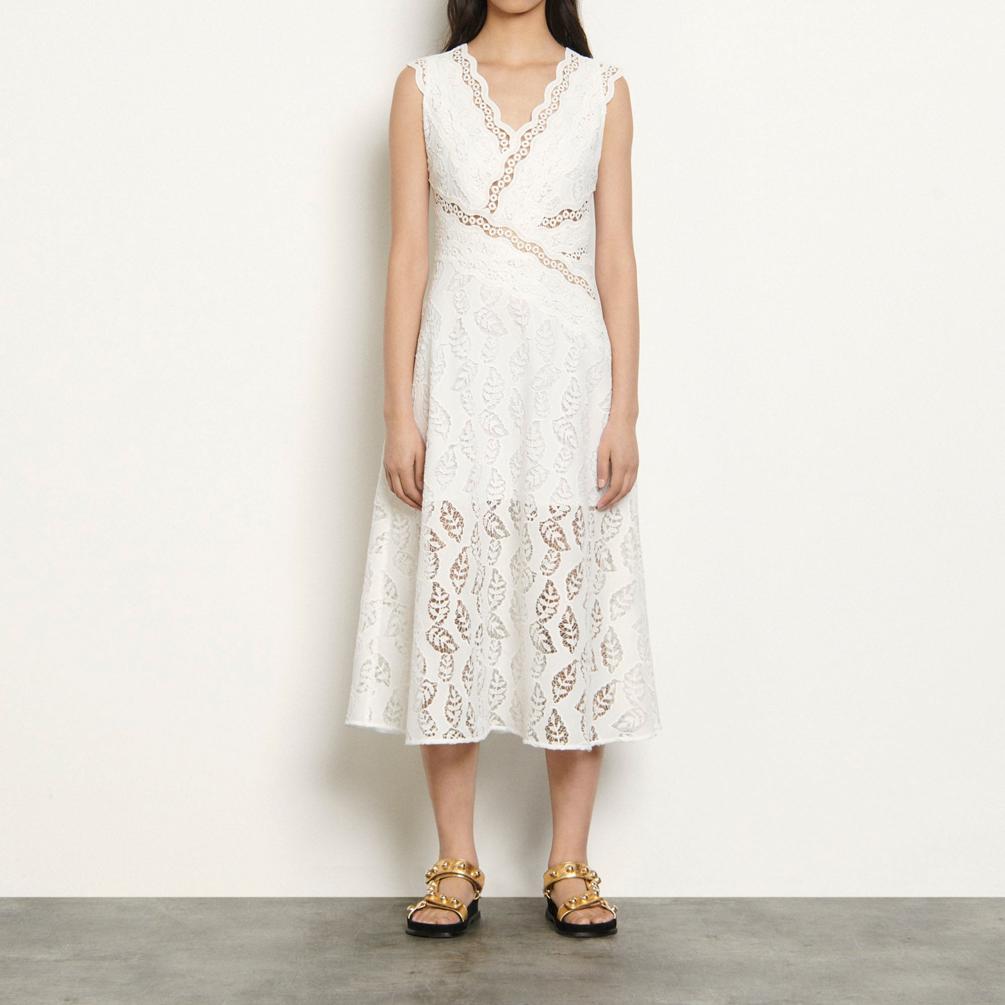 Robe longue  en broderie anglaise Sandro seconde main