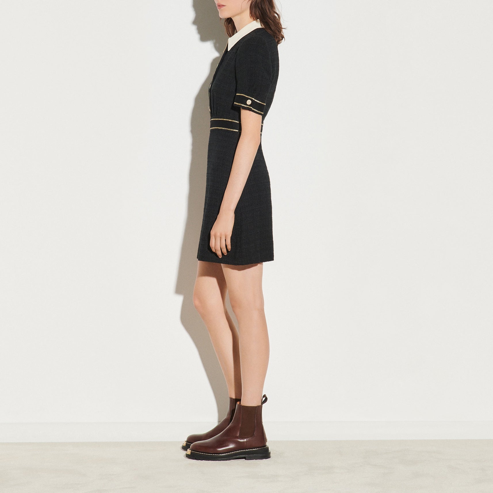 Robe manches courtes en tweed Sandro seconde main