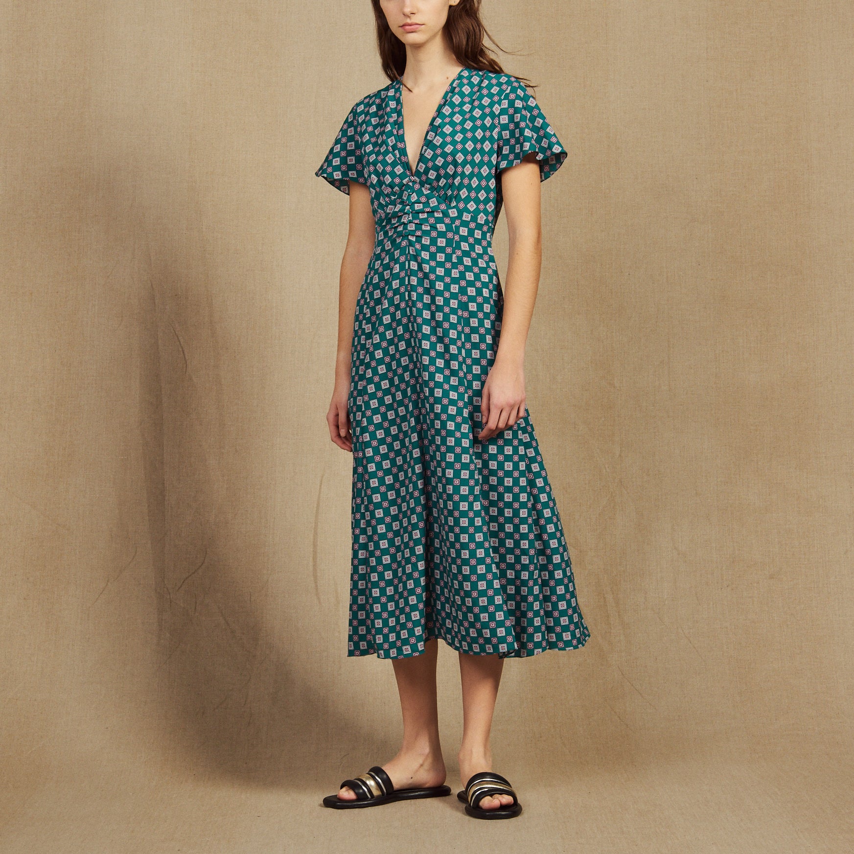 Robe fluide imprimée à manches courtes Sandro seconde main