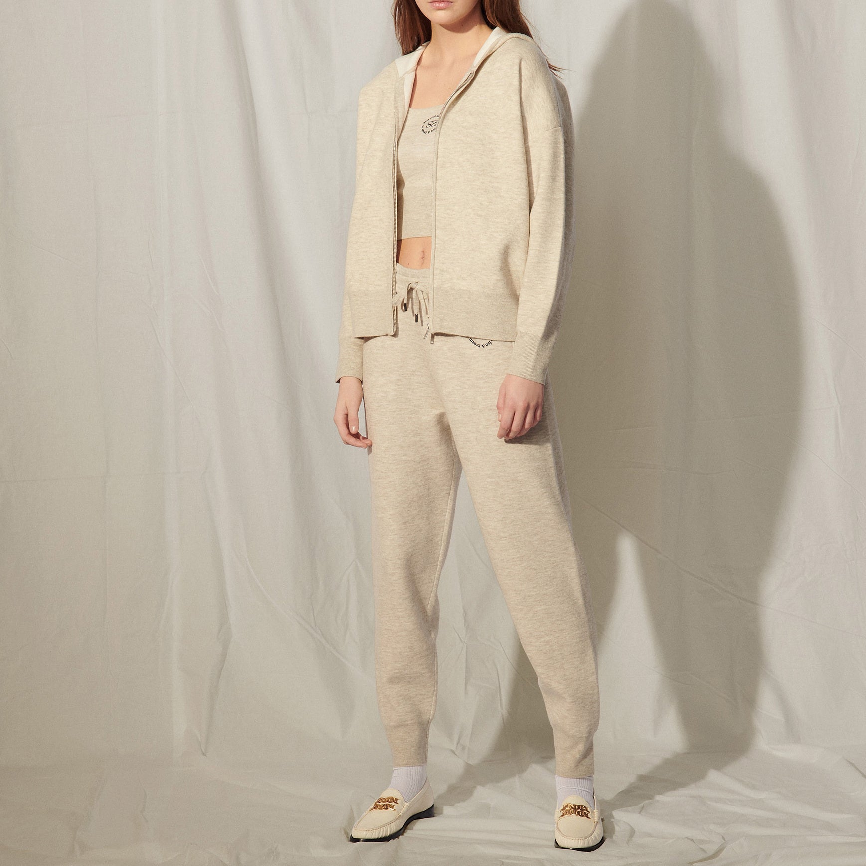 Hoodie zippé avec broderie au dos Sandro seconde main