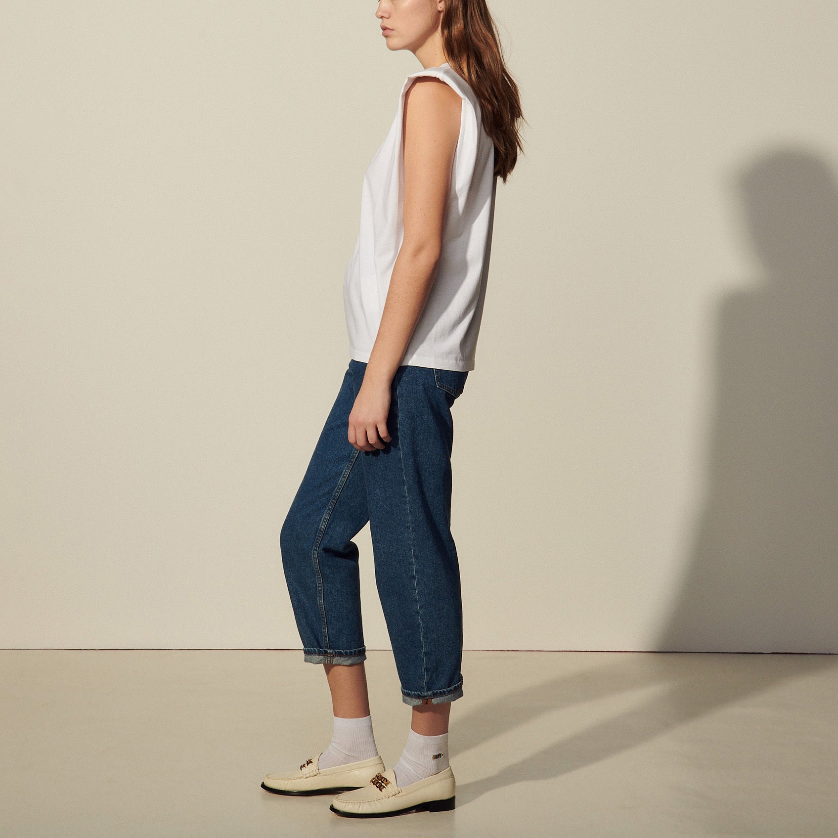 T-shirt sans manches avec patch Sandro seconde main