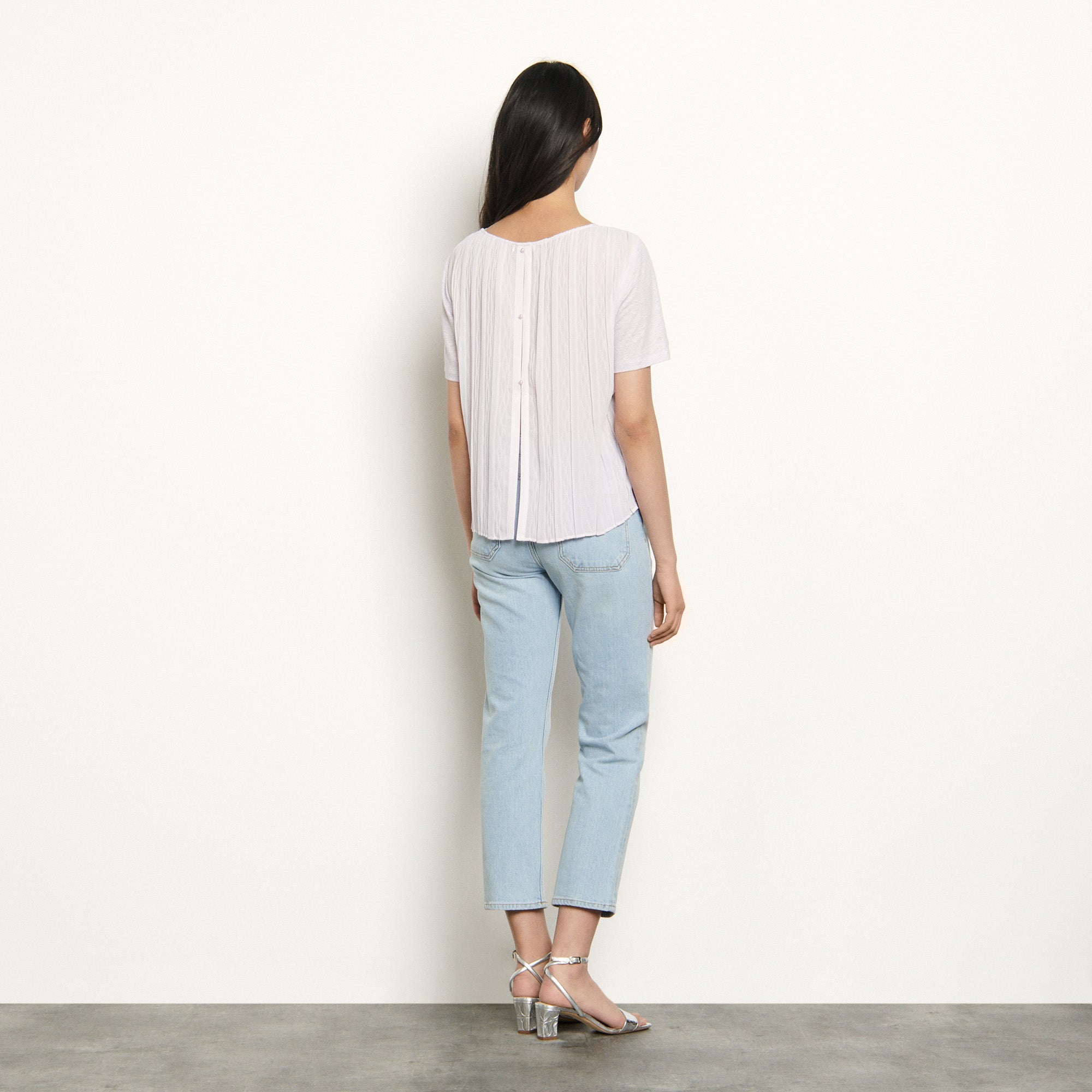 T-shirt en lin à dos plissé Sandro seconde main