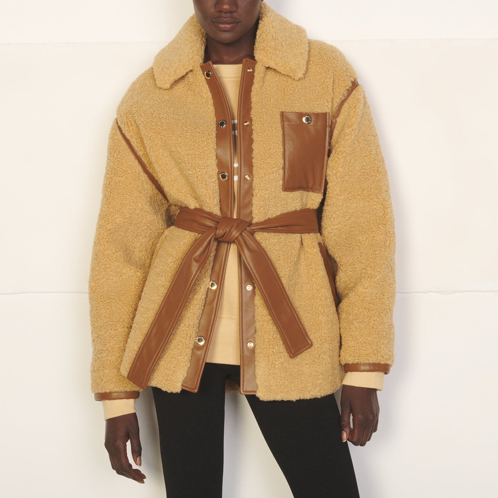 Outerwear Camel Sandro seconde main