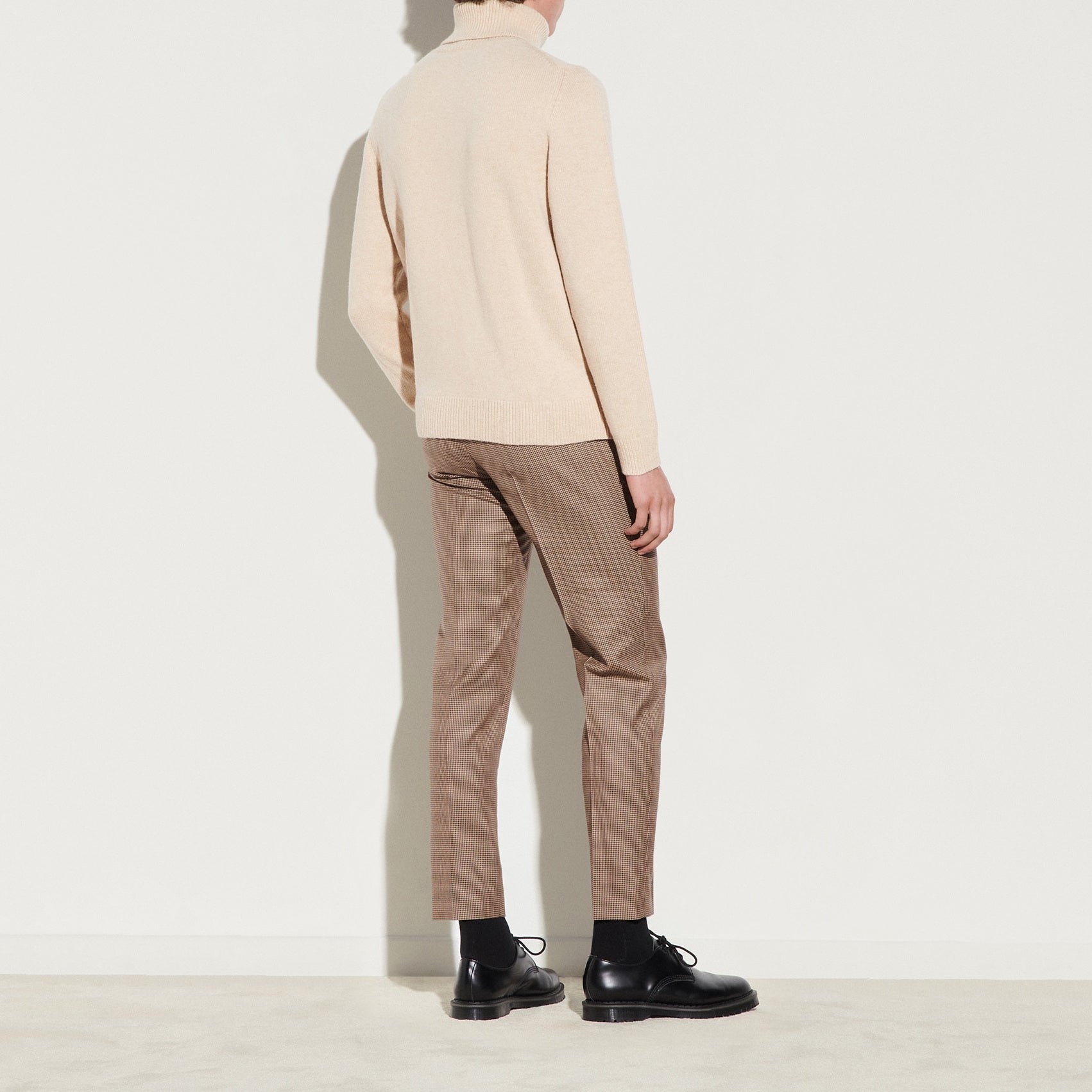 Pull à col roulé en laine et cachemire Sandro seconde main