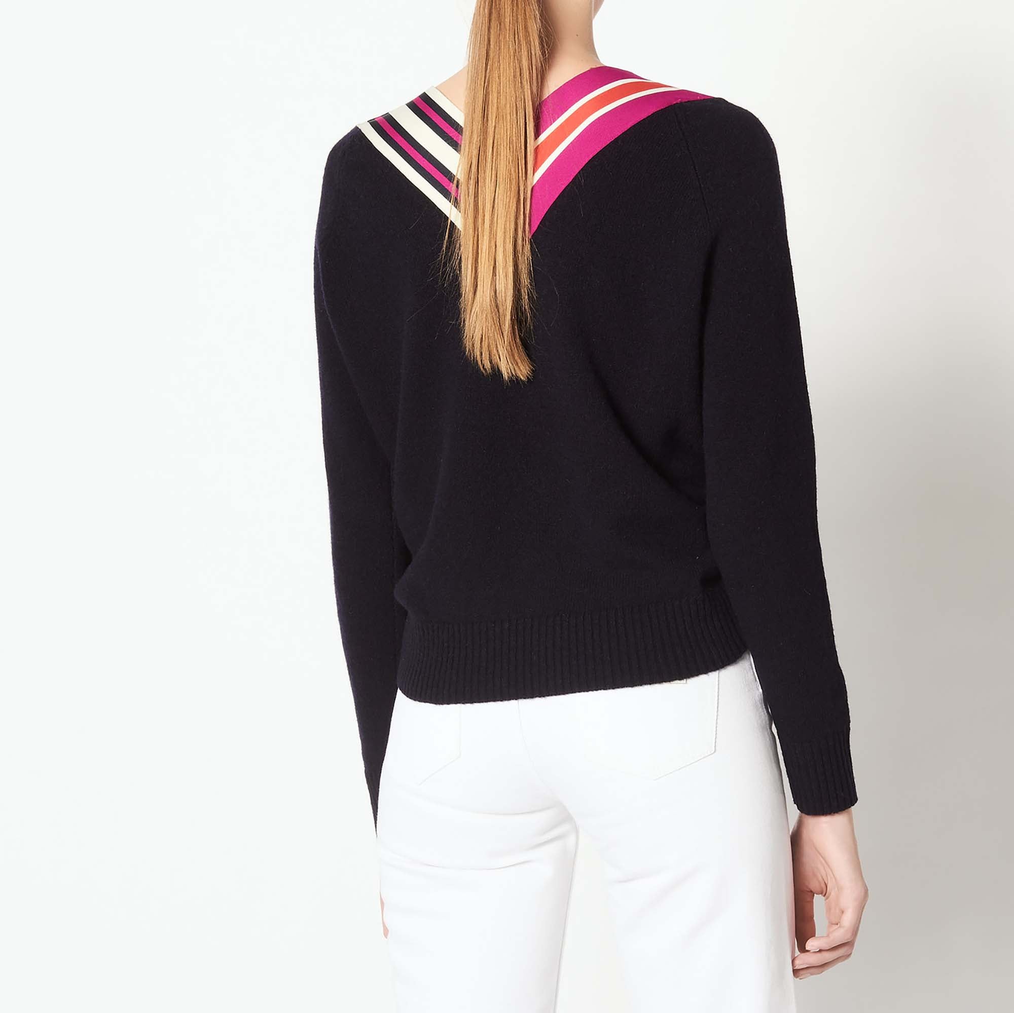 Pull à encolure croisée Sandro seconde main