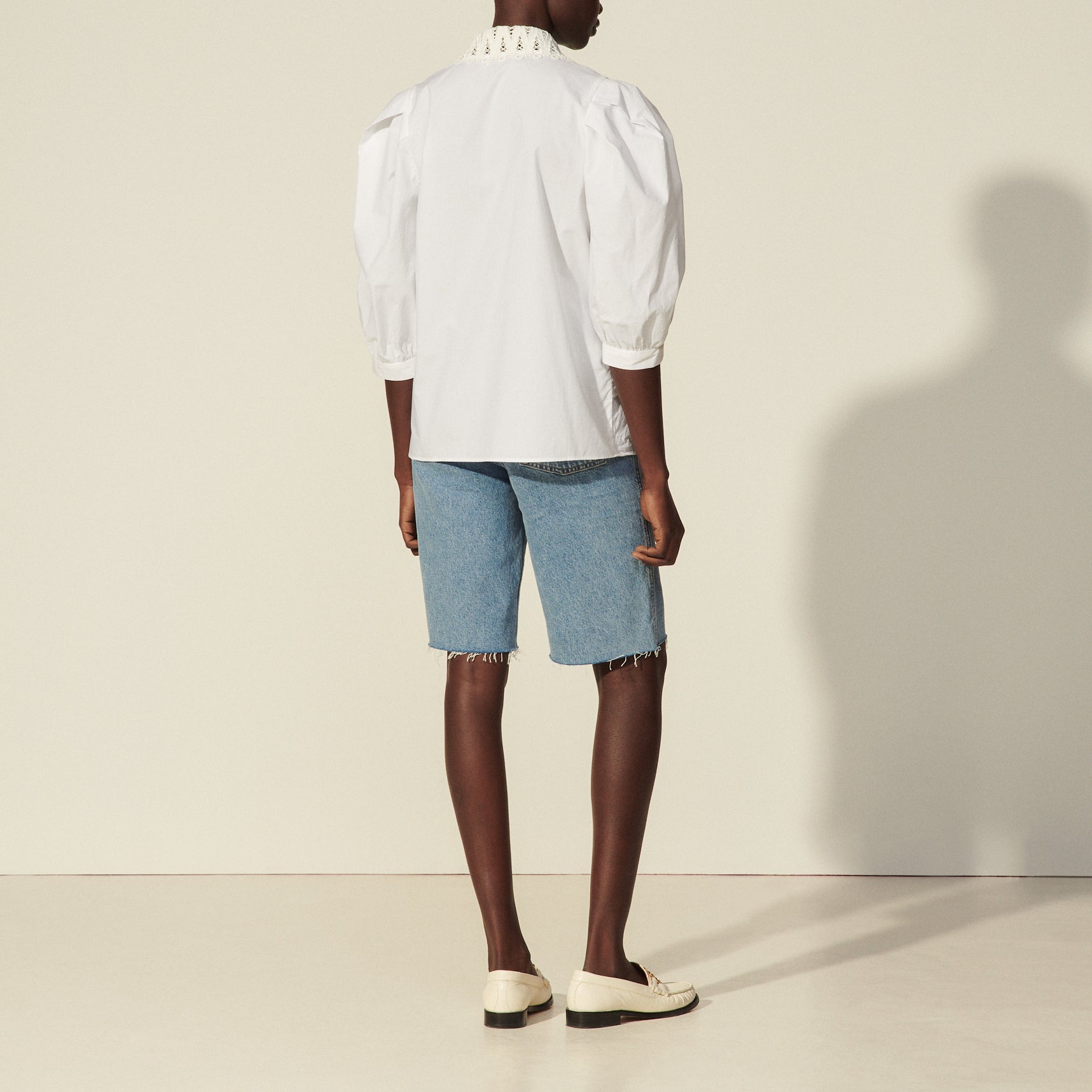 Chemise à grand col en dentelle Sandro seconde main