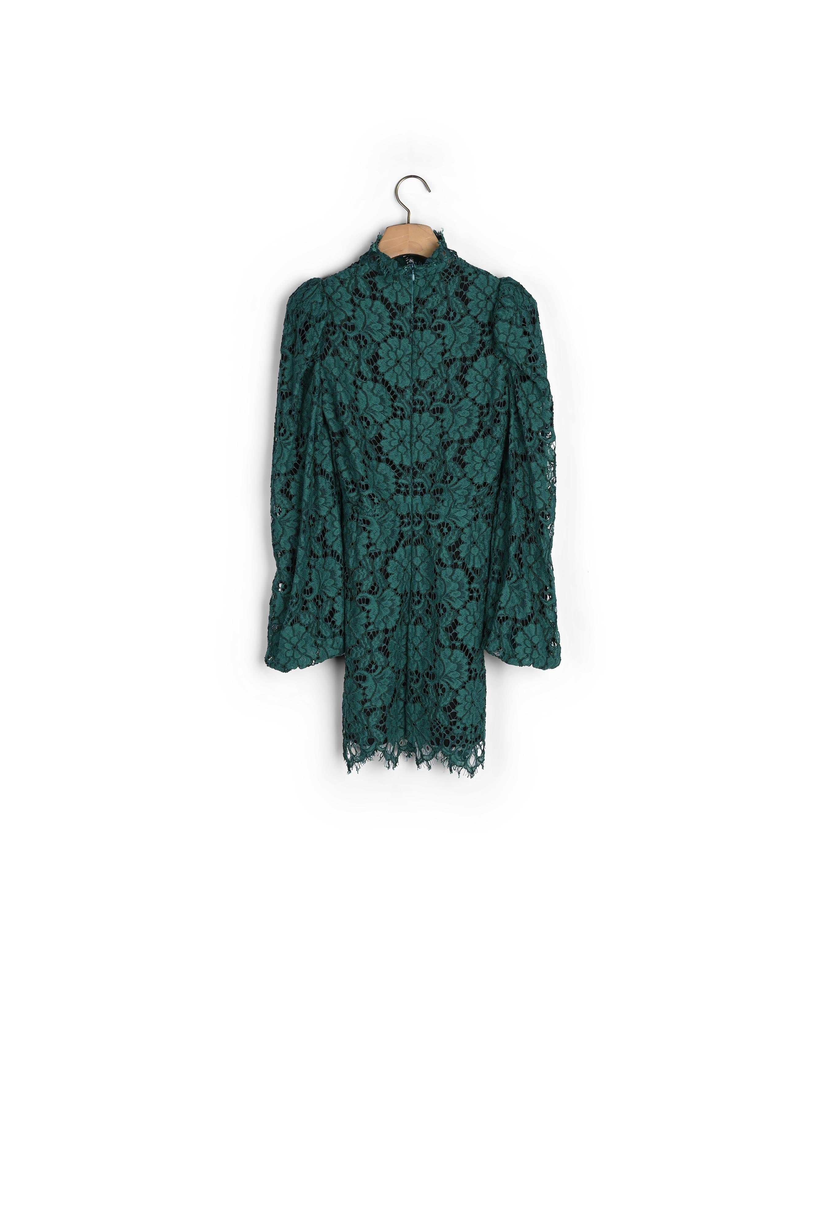 Robe courte en dentelle Sandro seconde main