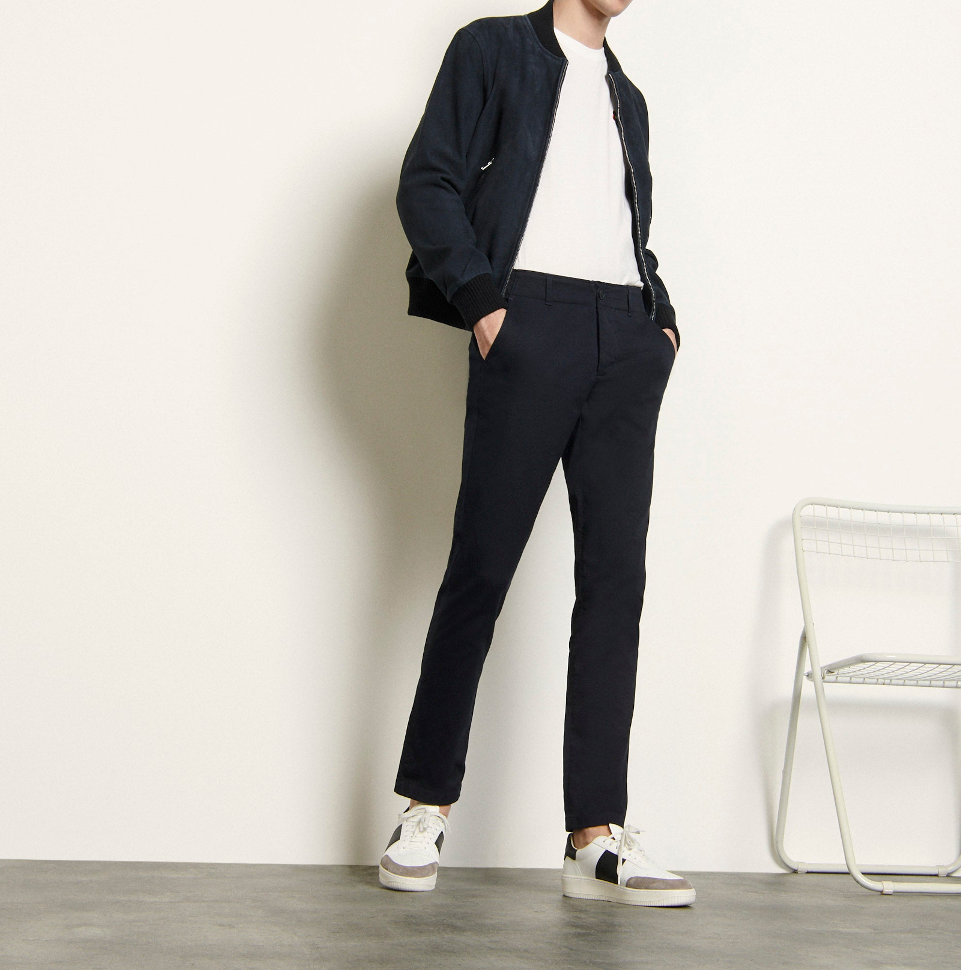 Pantalon chino en coton stretch Sandro seconde main