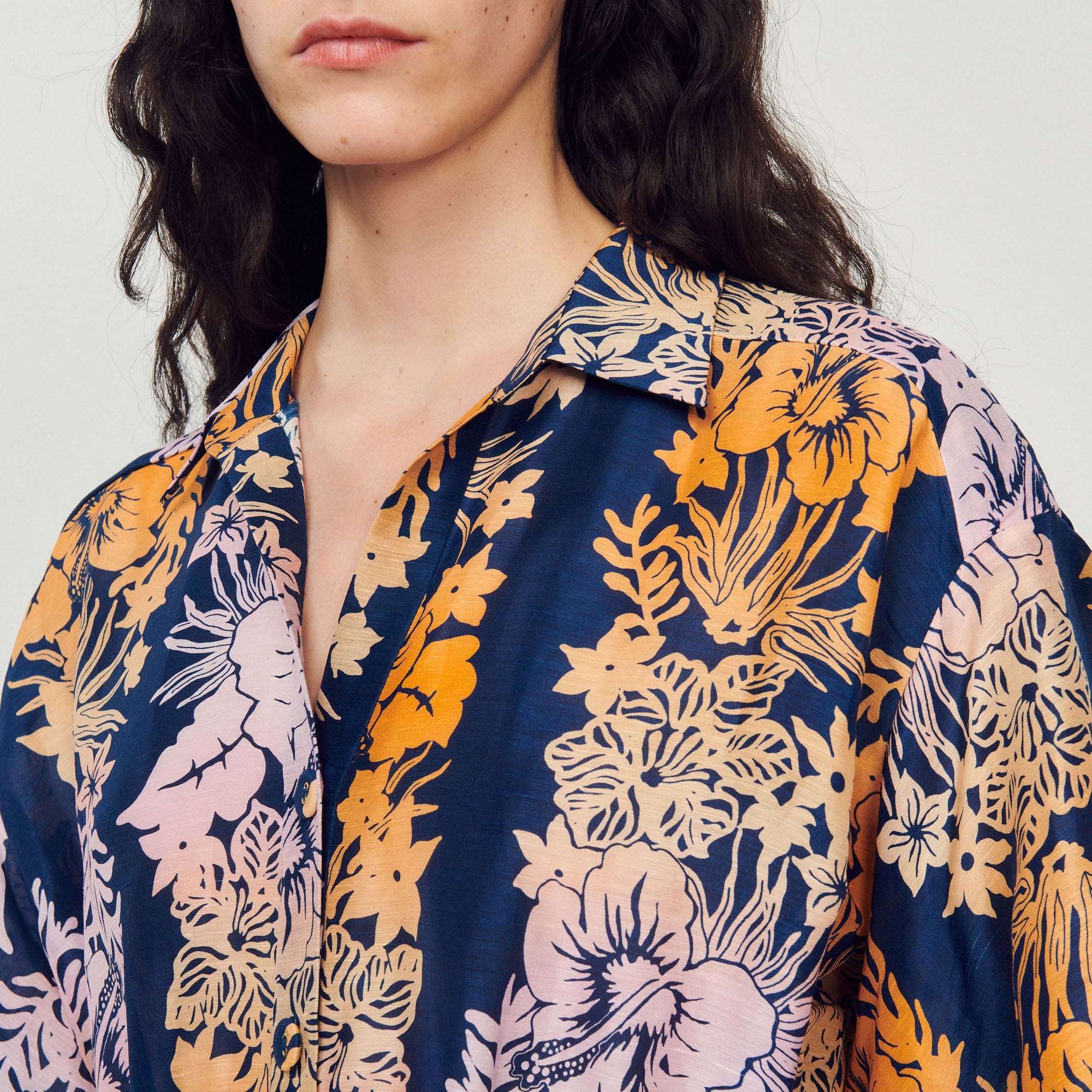 Robe courte imprimée Hawaï Sandro seconde main