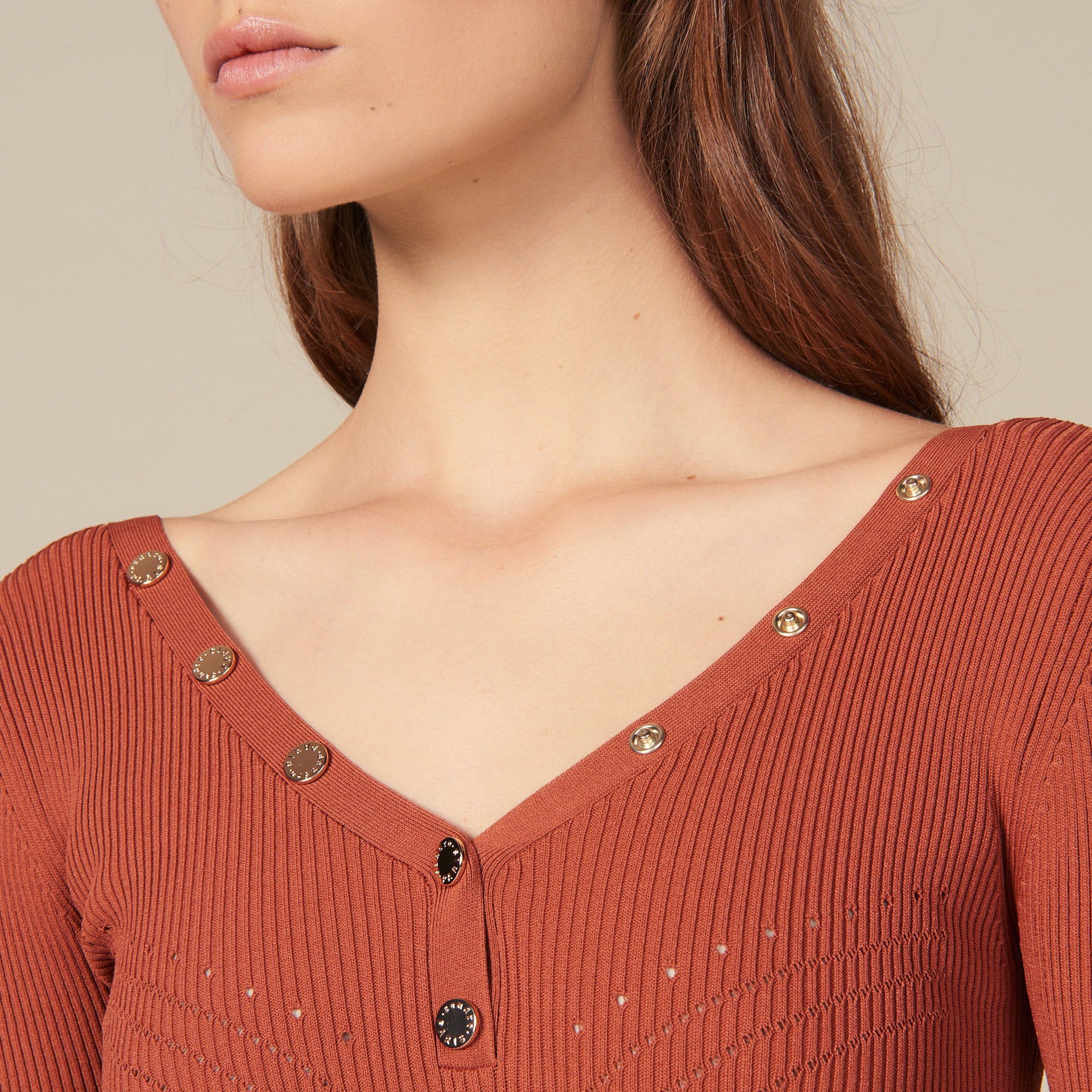 Pull orné de pressions siglées Sandro seconde main