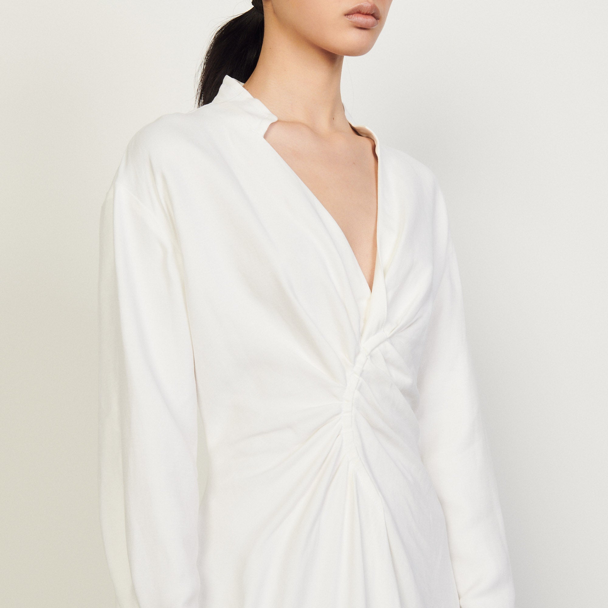 Robe courte à manches longues Sandro seconde main