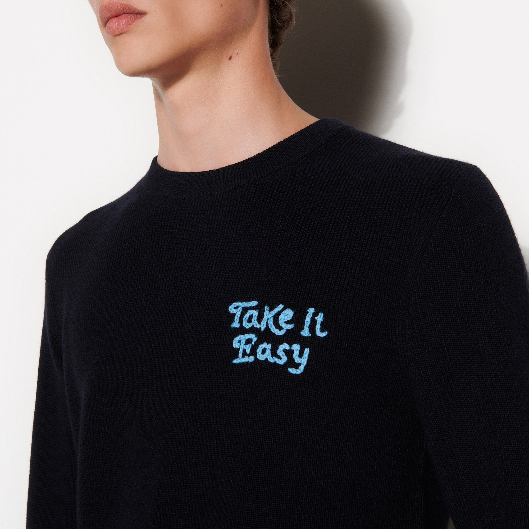 Pull en laine avec broderie Sandro seconde main