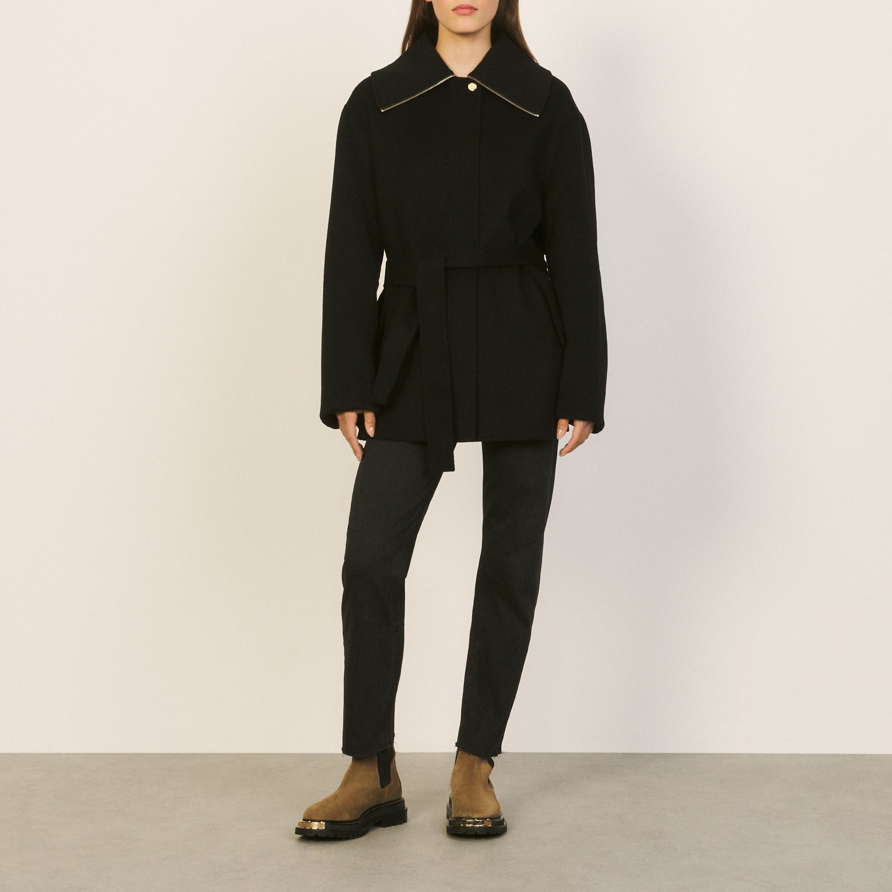 Outerwear Noir Sandro seconde main