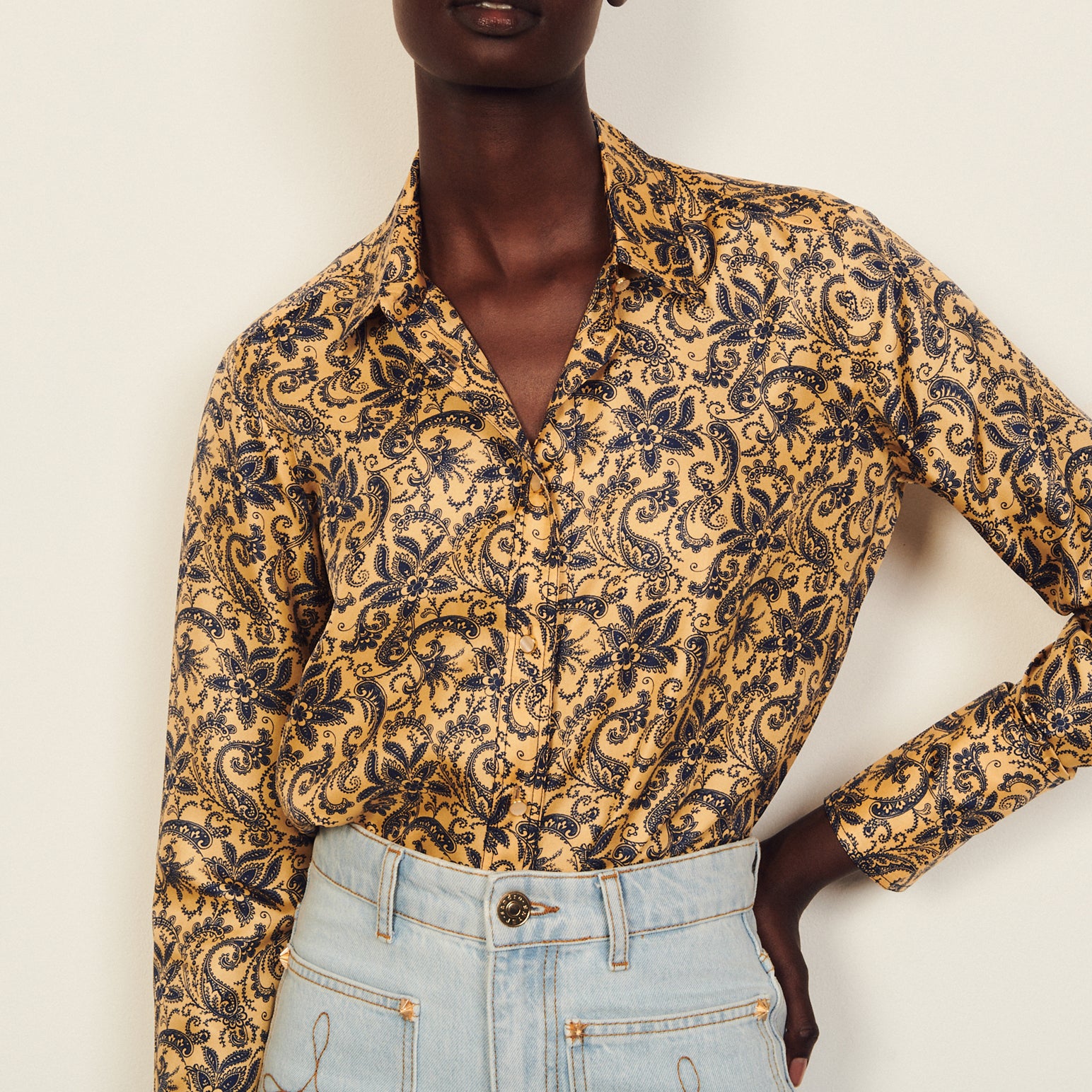 Chemise fluide en soie imprimée Sandro seconde main