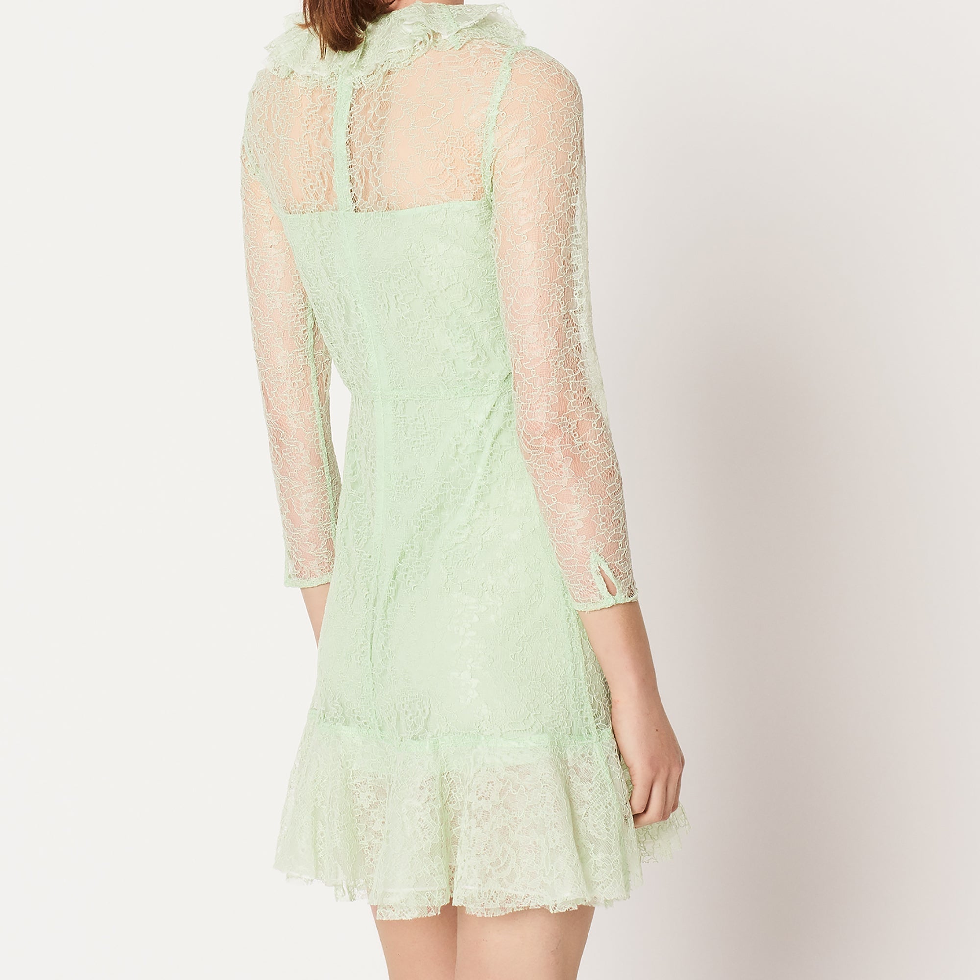 Robe en dentelle et col à volants Sandro seconde main