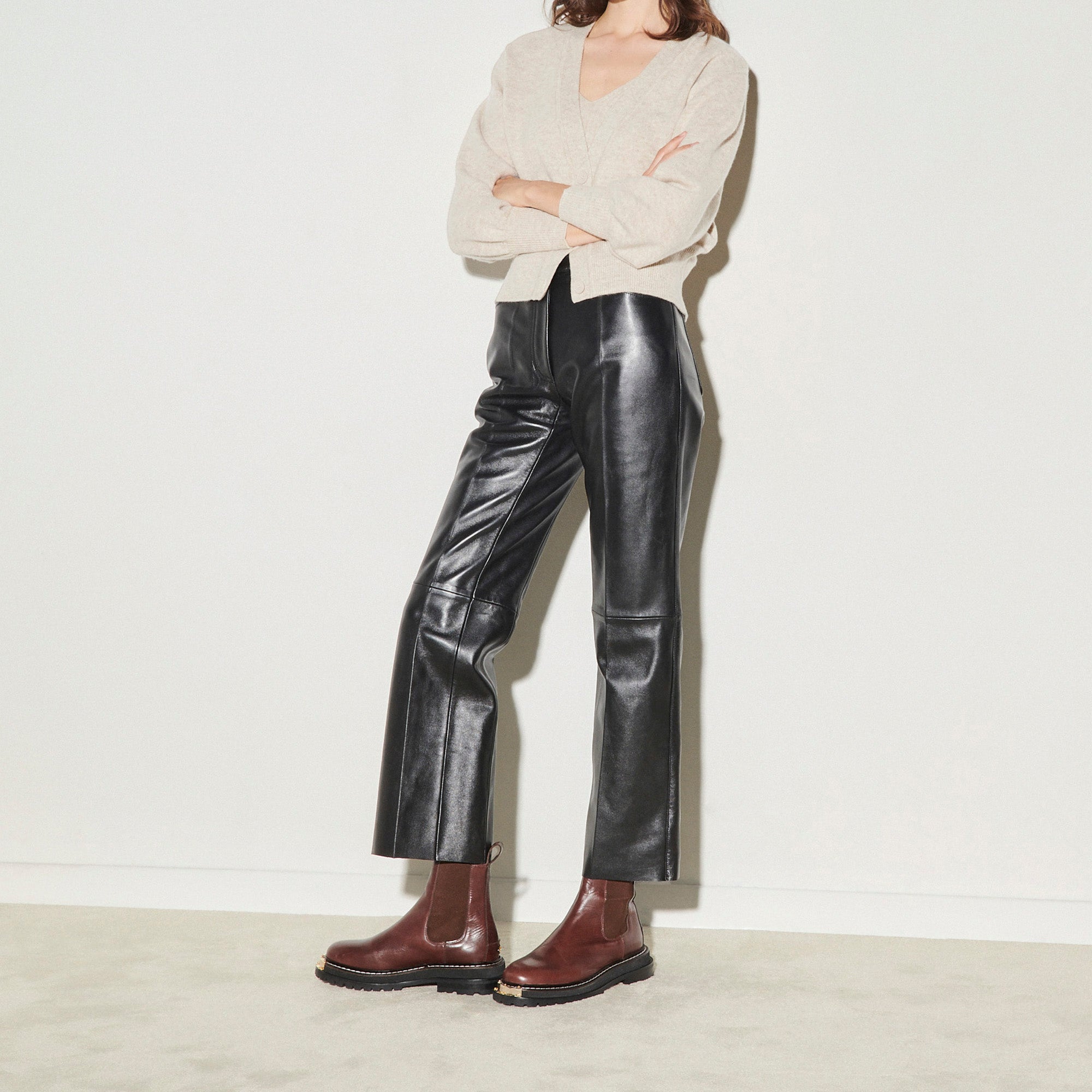 Pantalon en cuir Sandro seconde main