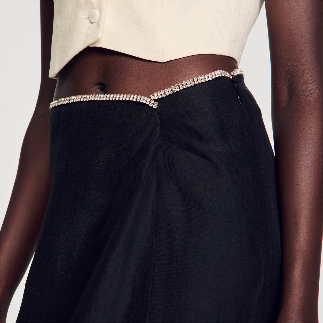 Jupe fendue strassée Sandro seconde main