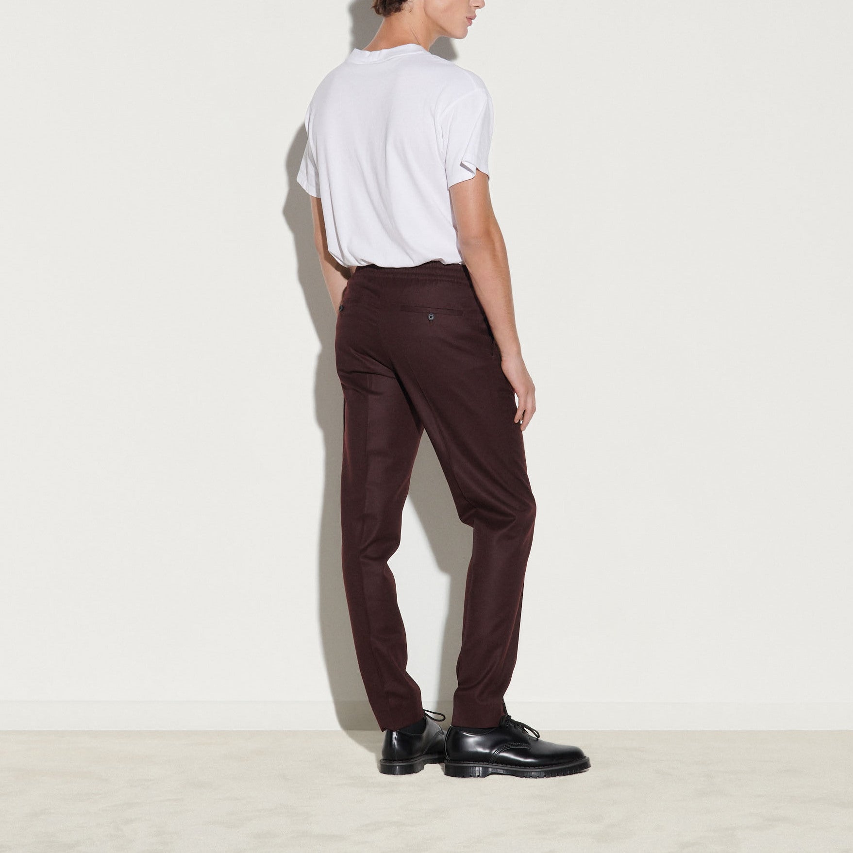 Pantalon en flanelle Sandro seconde main