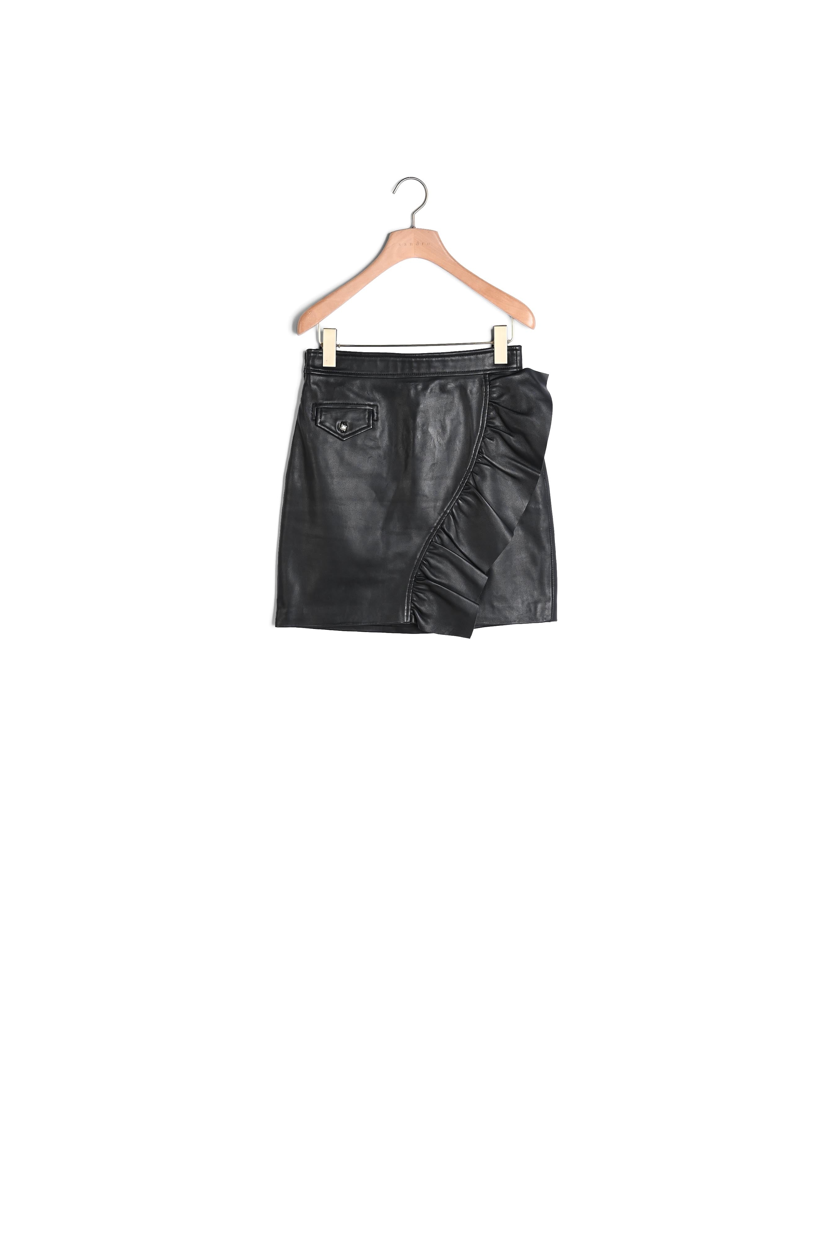 Jupe courte en cuir avec volant Sandro seconde main