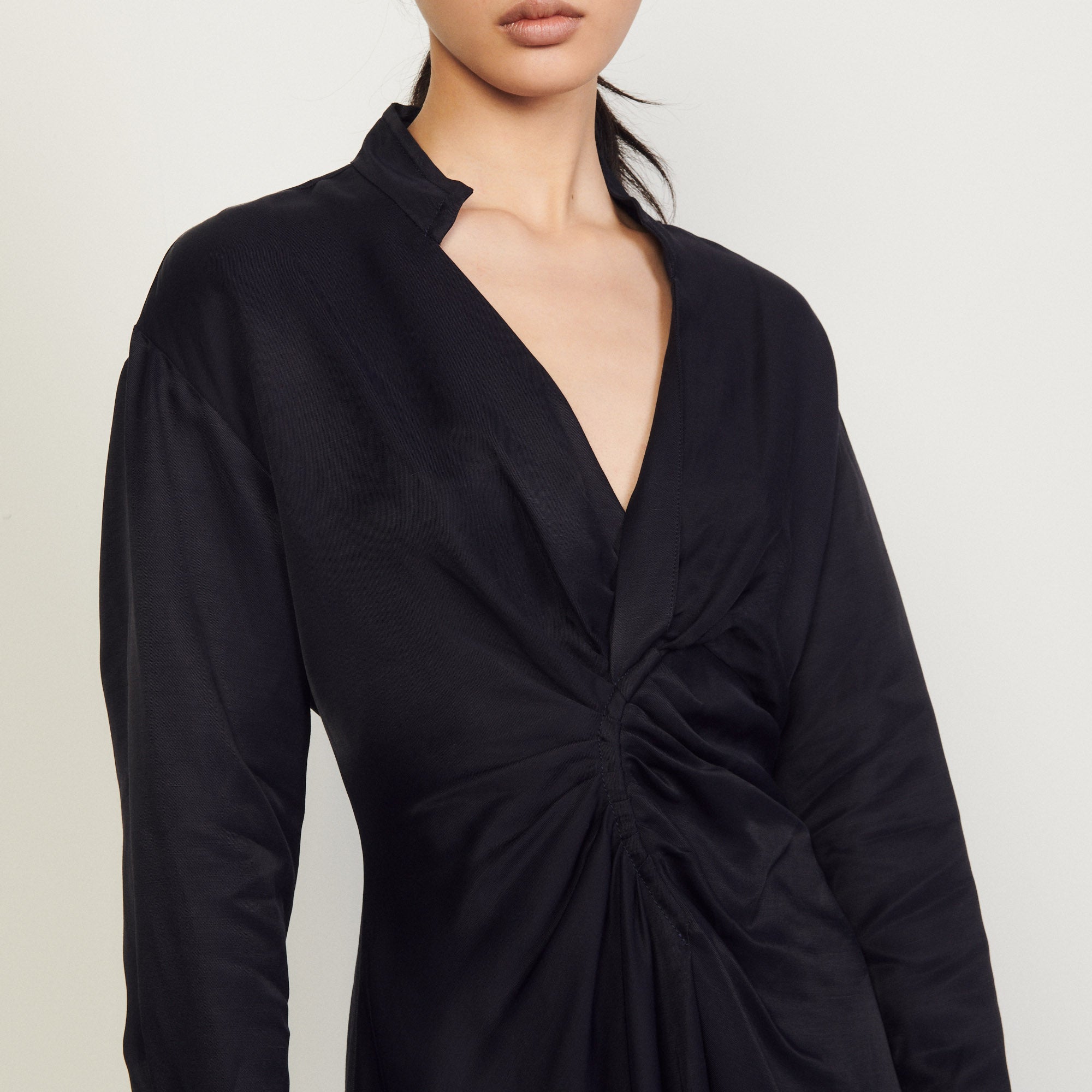 Robe courte à manches longues Sandro seconde main