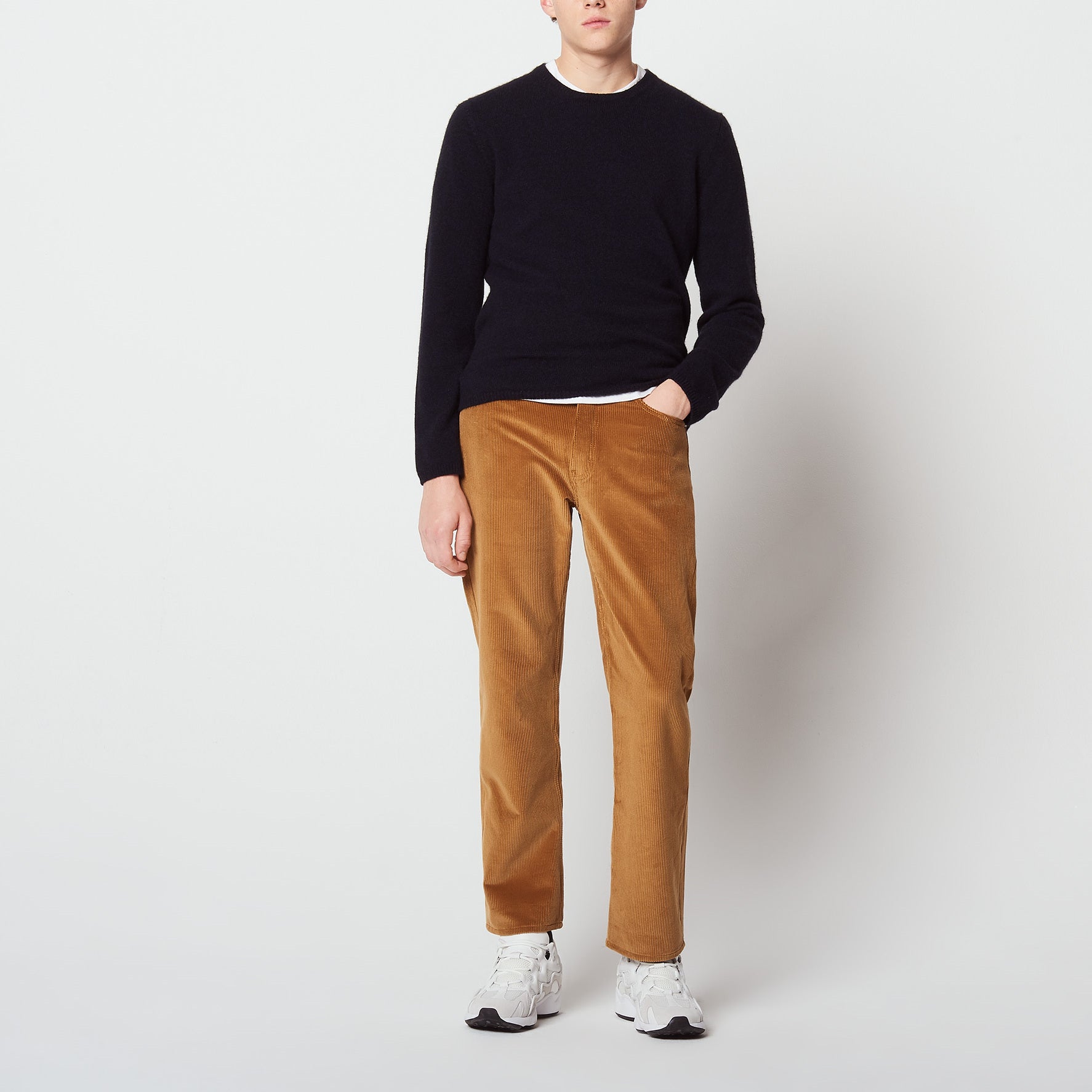 Jean slim en velours Sandro seconde main