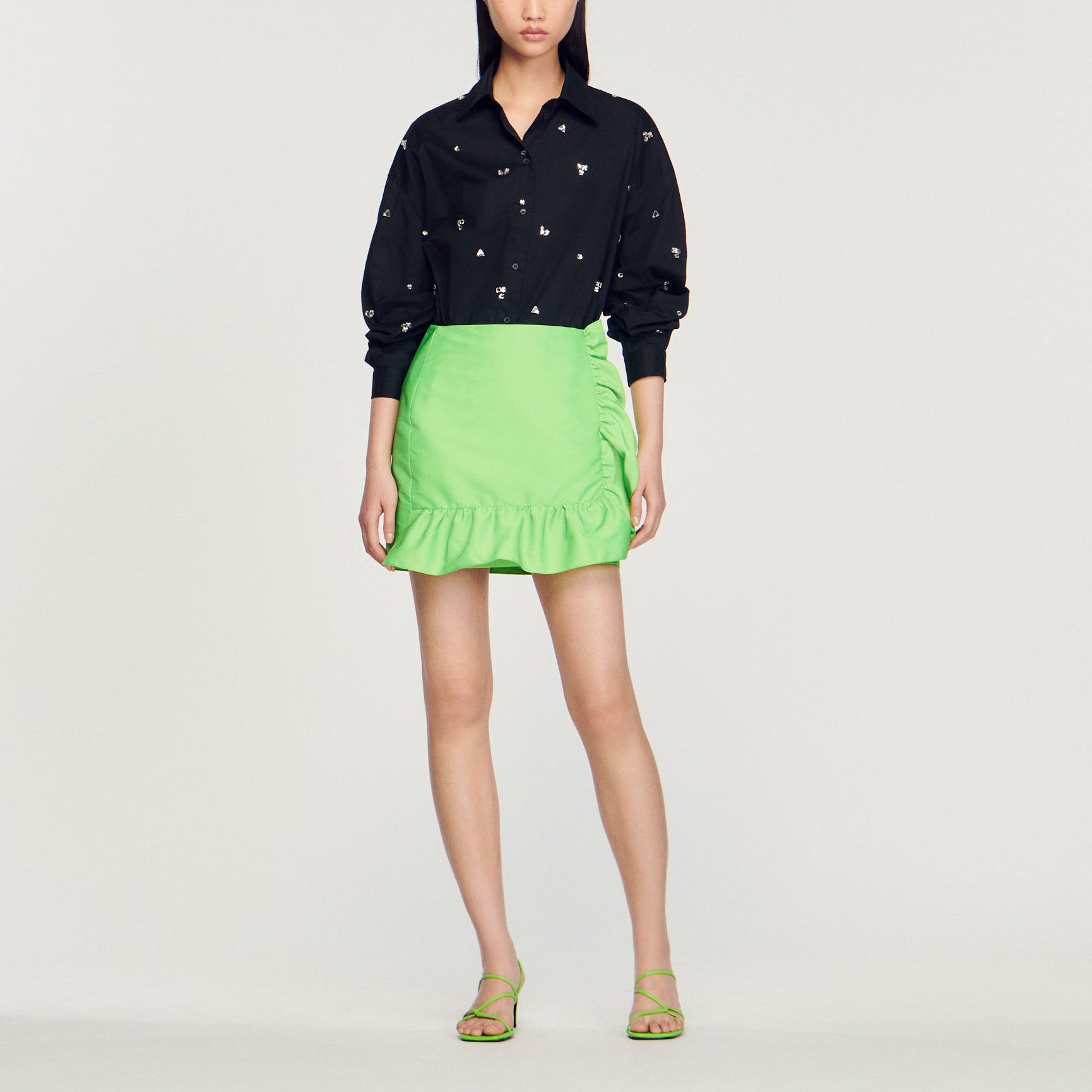 Chemise ornée de strass brodés à la main Sandro seconde main