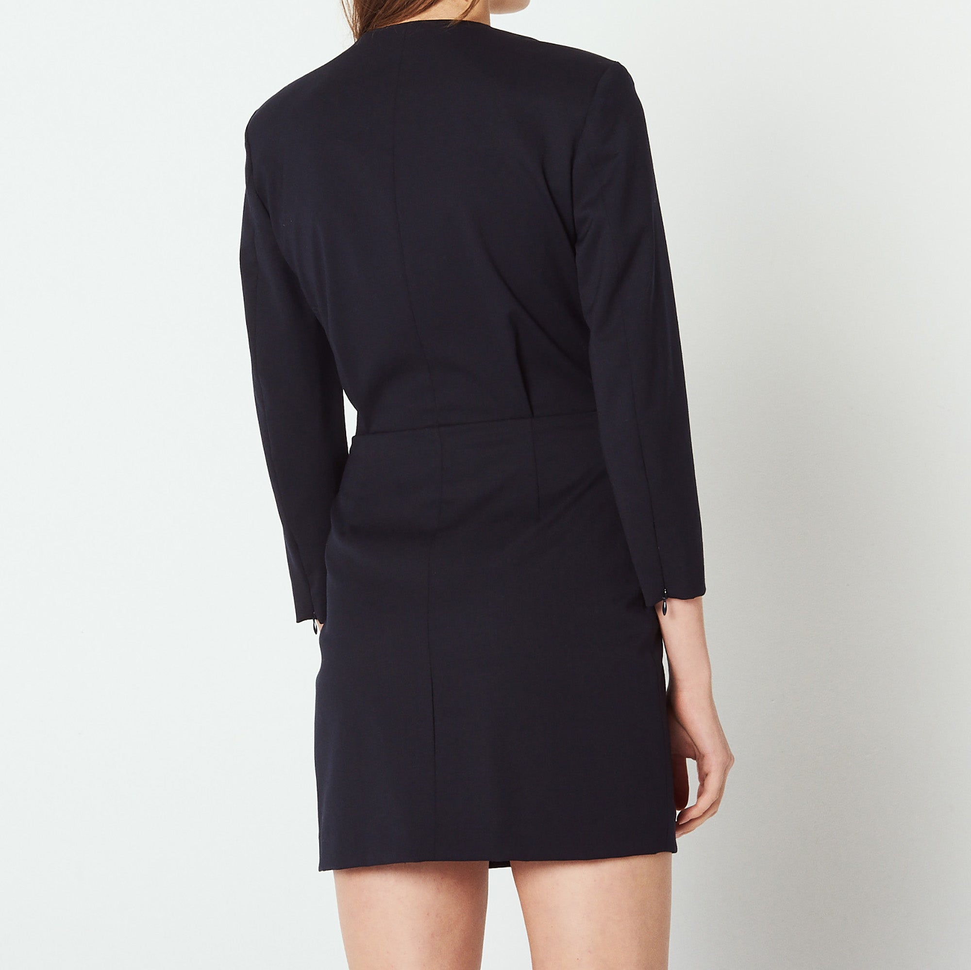 Robe courte avec décolleté plongeant Sandro seconde main