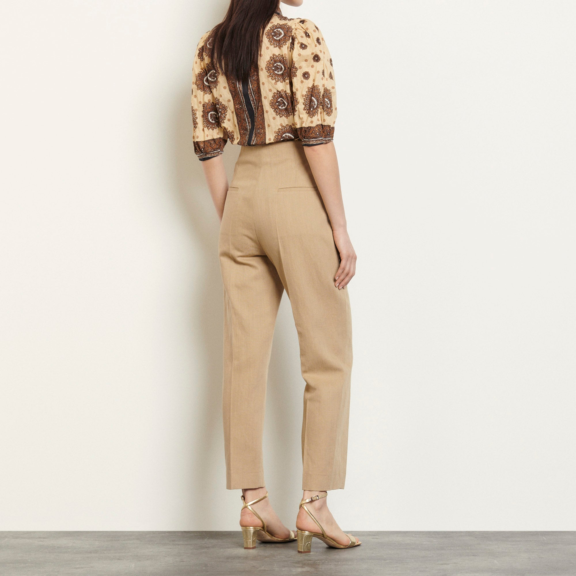 Pantalon taille haute avec boutons Sandro seconde main