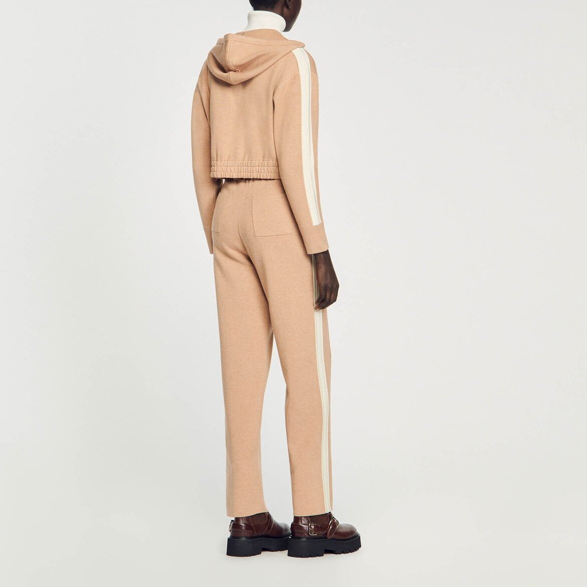 Sweat court à capuche Sandro seconde main