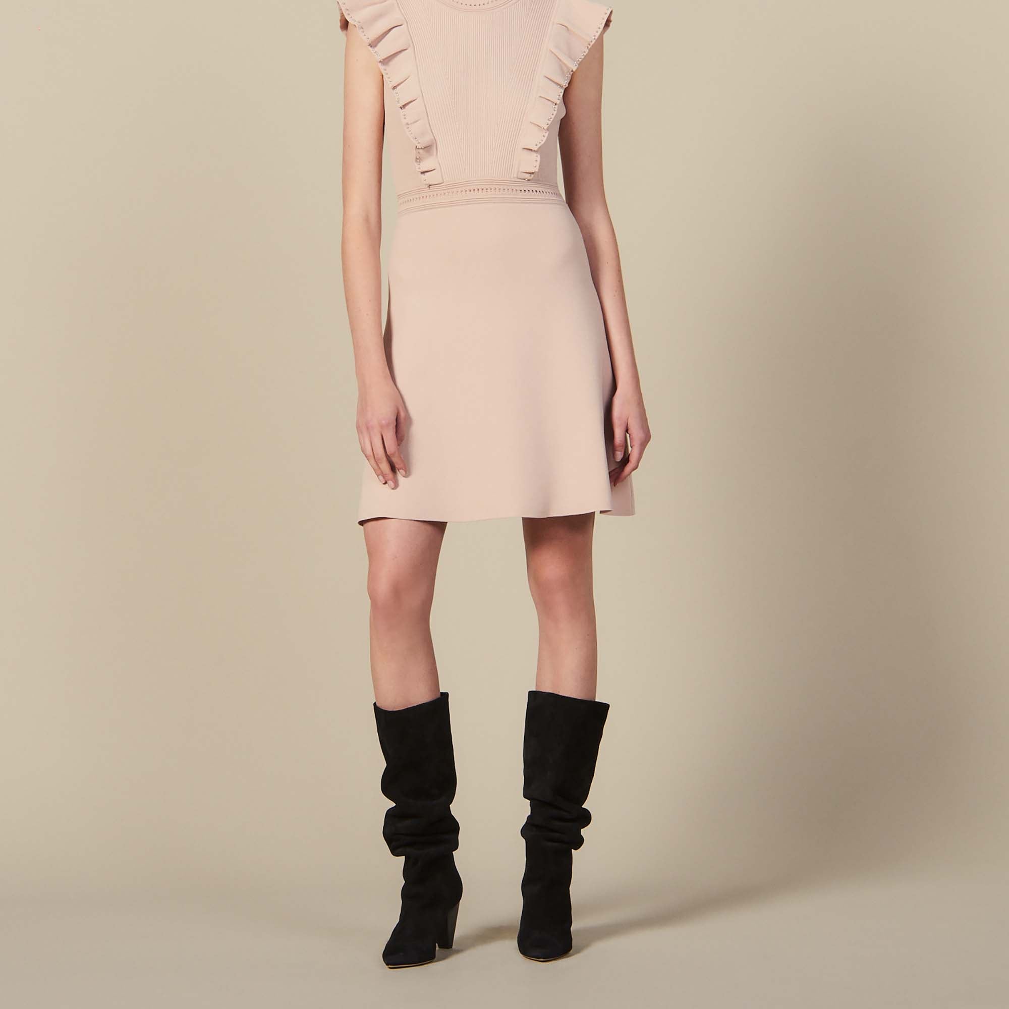 Robe en maille côtelée ornée de perles Sandro seconde main