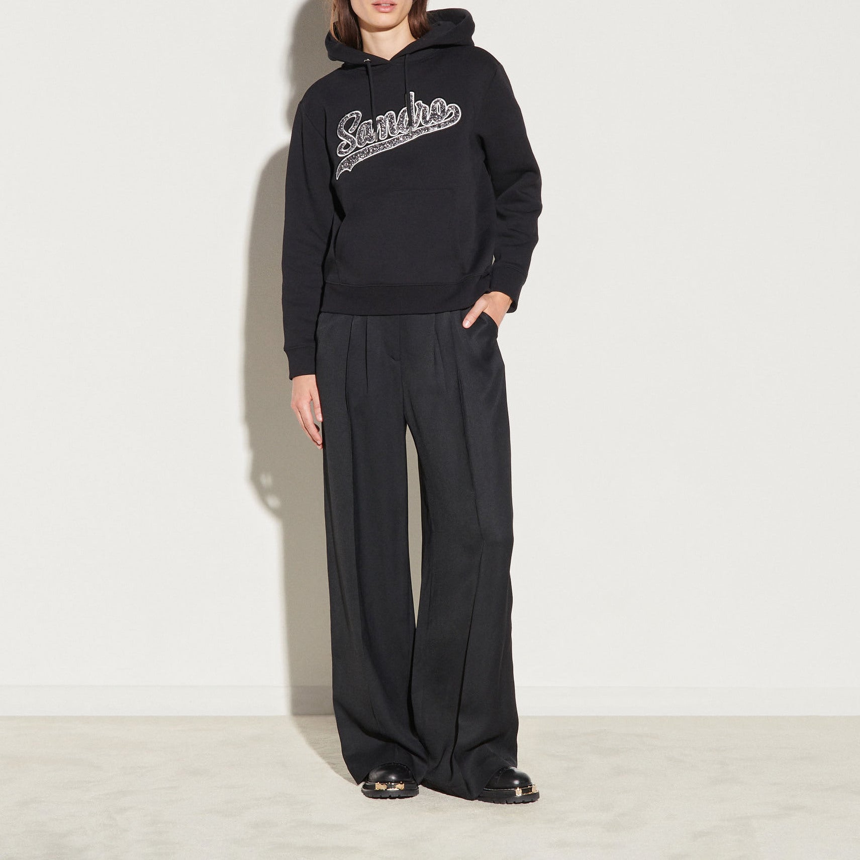 Sweat à capuche avec patch Sandro seconde main