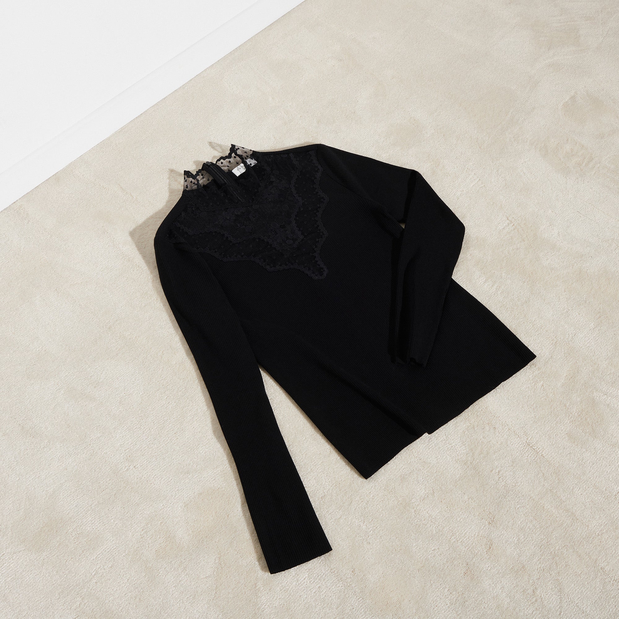 T-shirt à plastron en dentelle Sandro seconde main