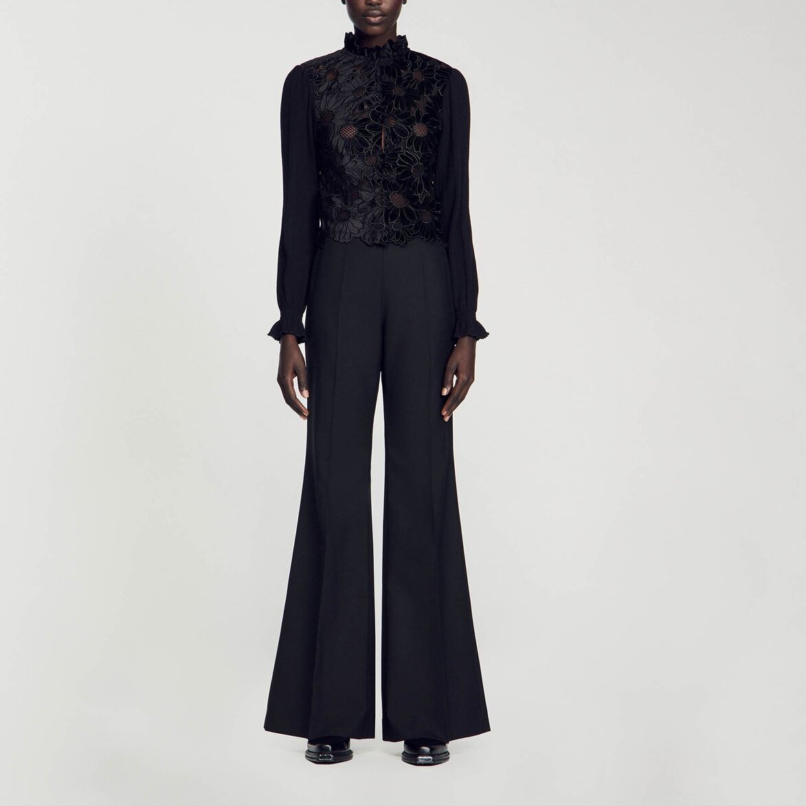 Top en guipure fleurie Sandro seconde main