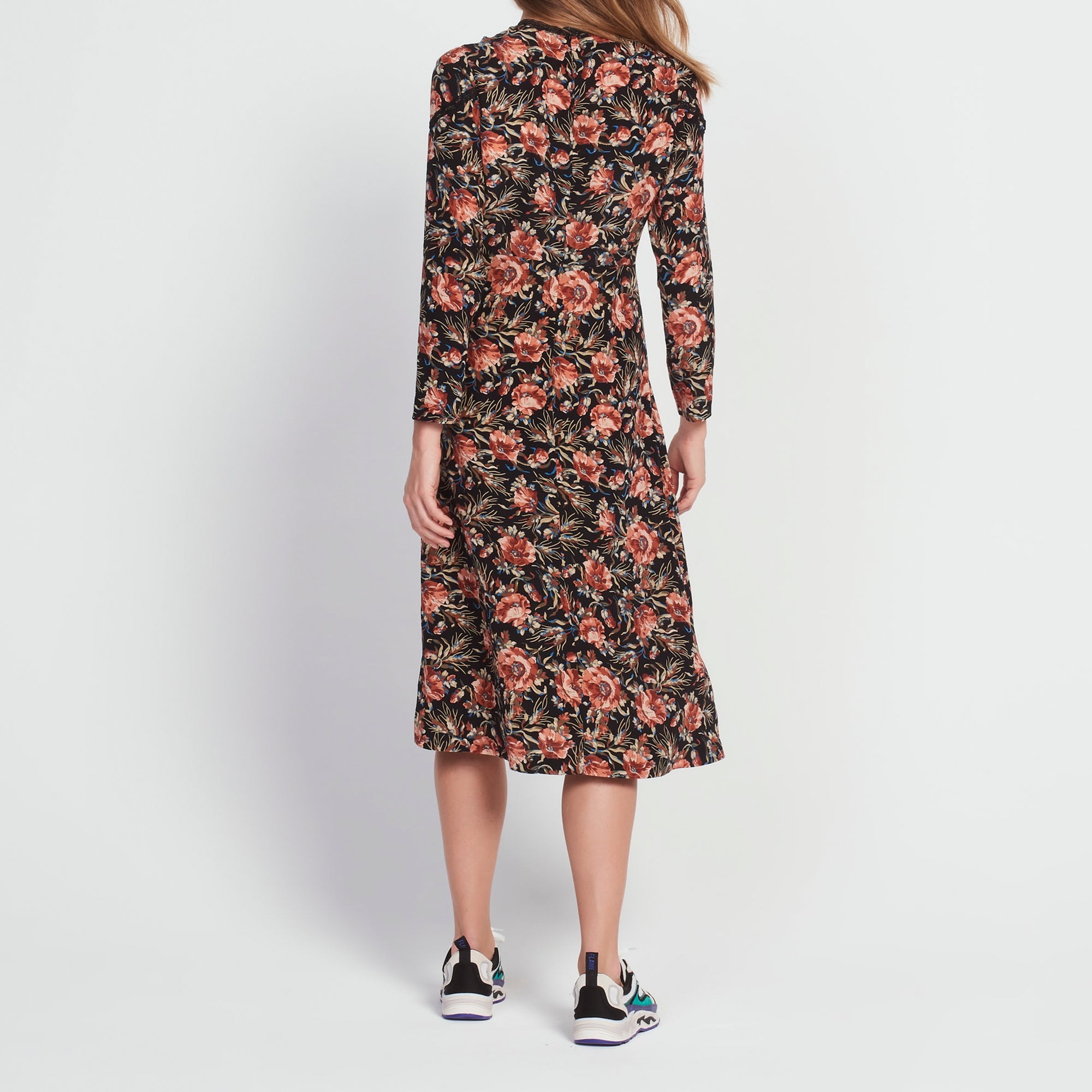 Robe en soie mi longue imprimée Sandro seconde main