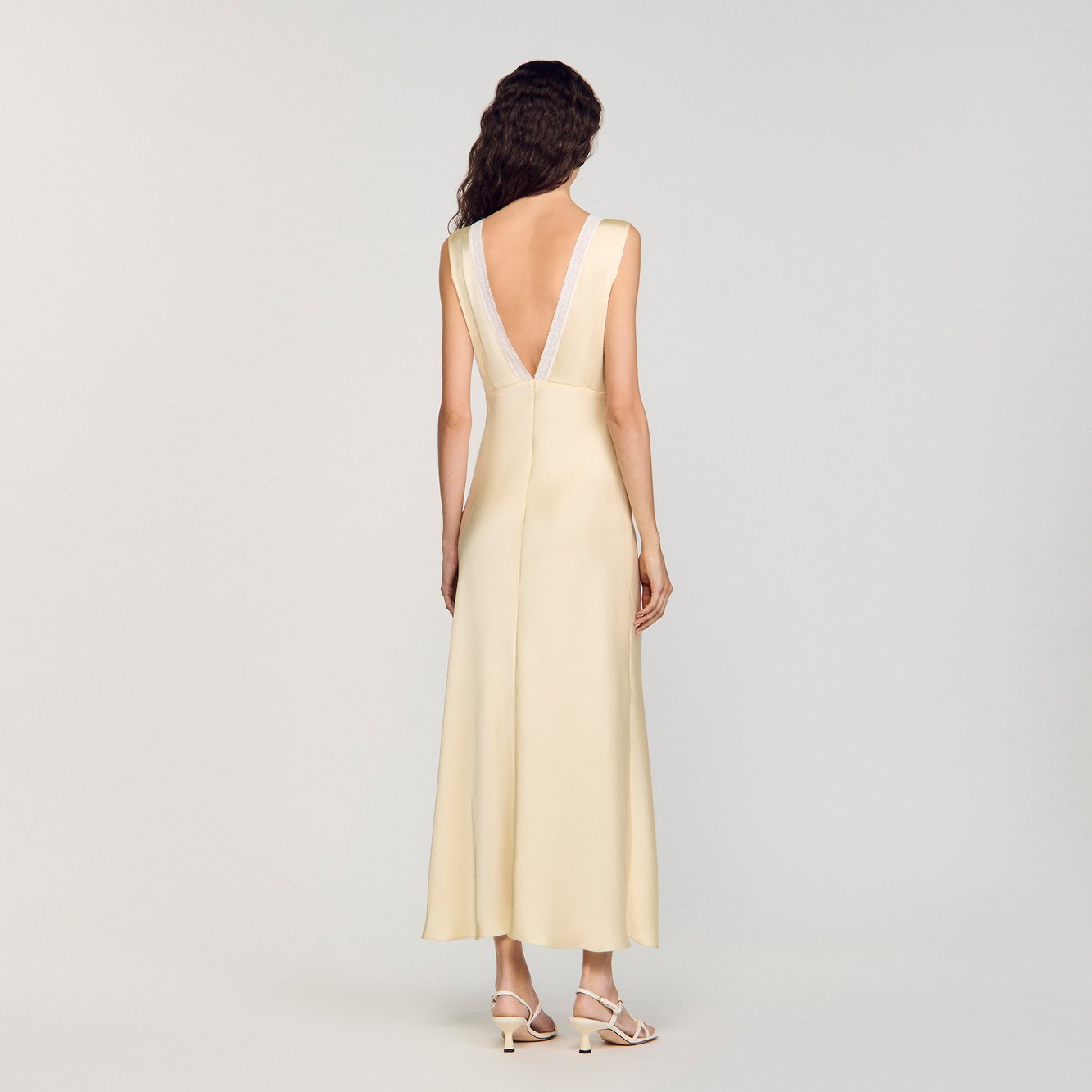 Robe longue satinée Sandro seconde main