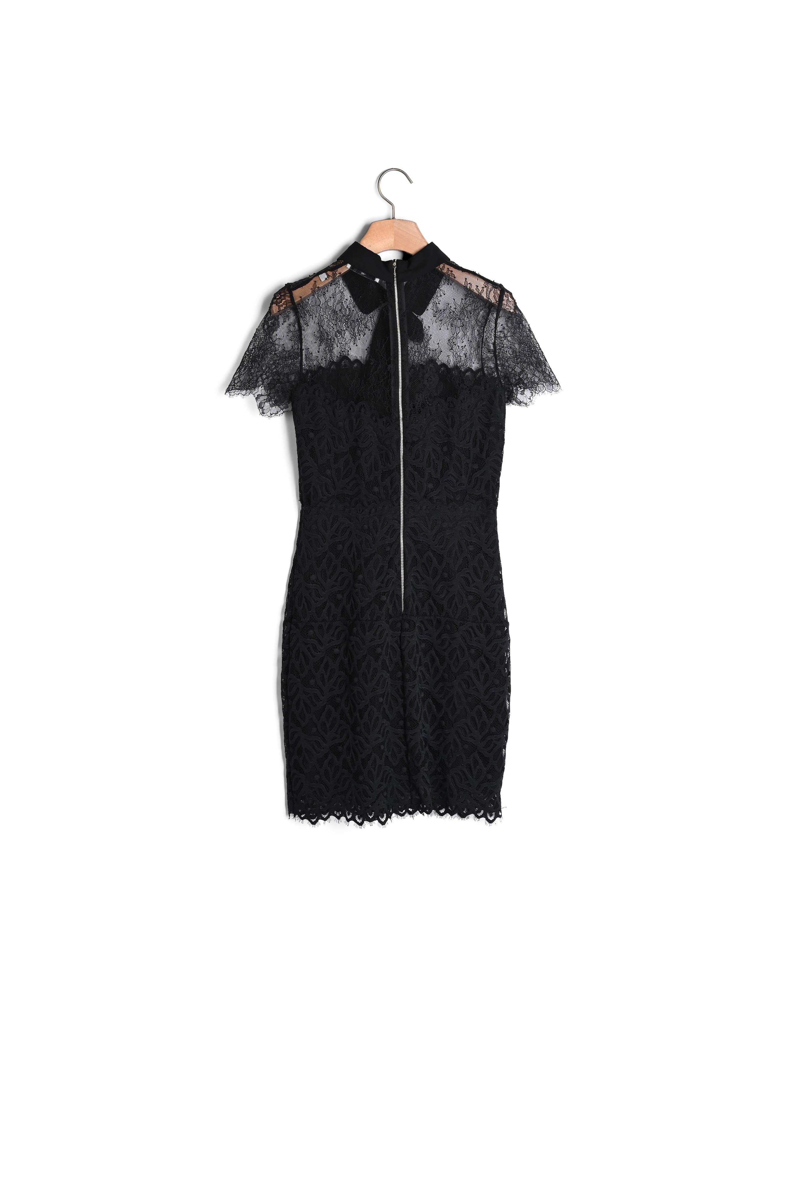 Robe dentelle bicolore Sandro seconde main