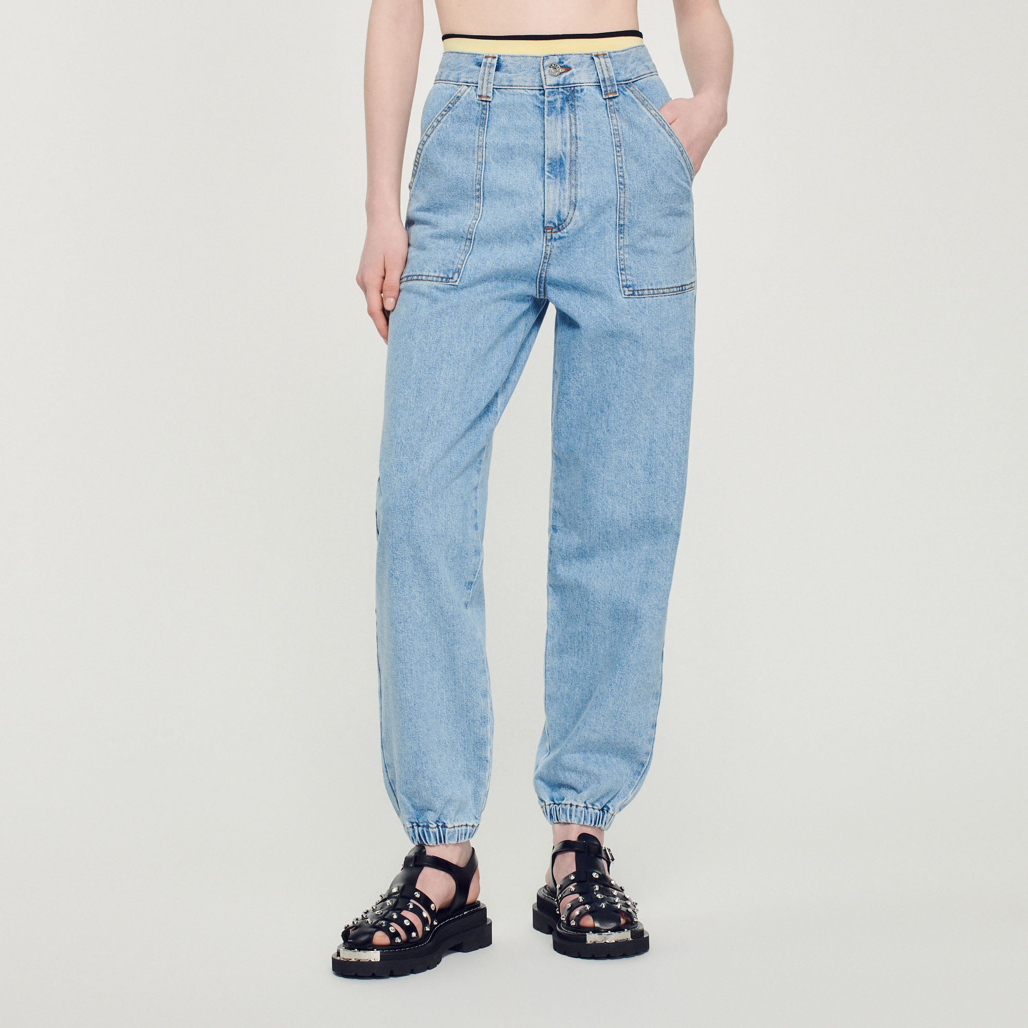 Jean en denim délavé Sandro seconde main