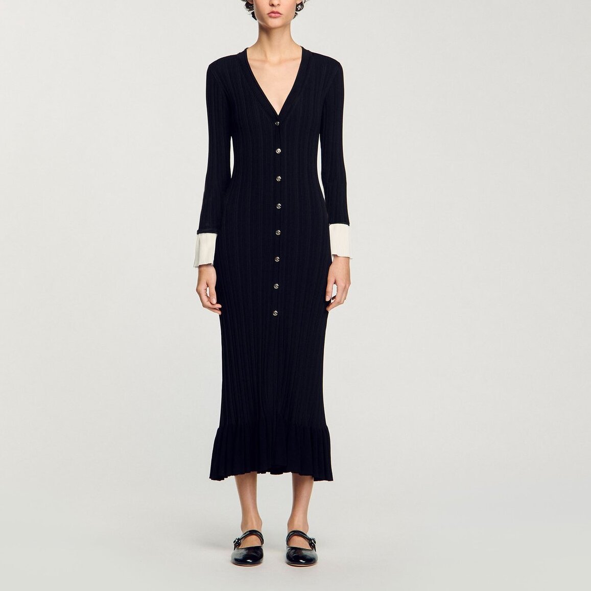 Robe longue en maille avec col V Sandro seconde main