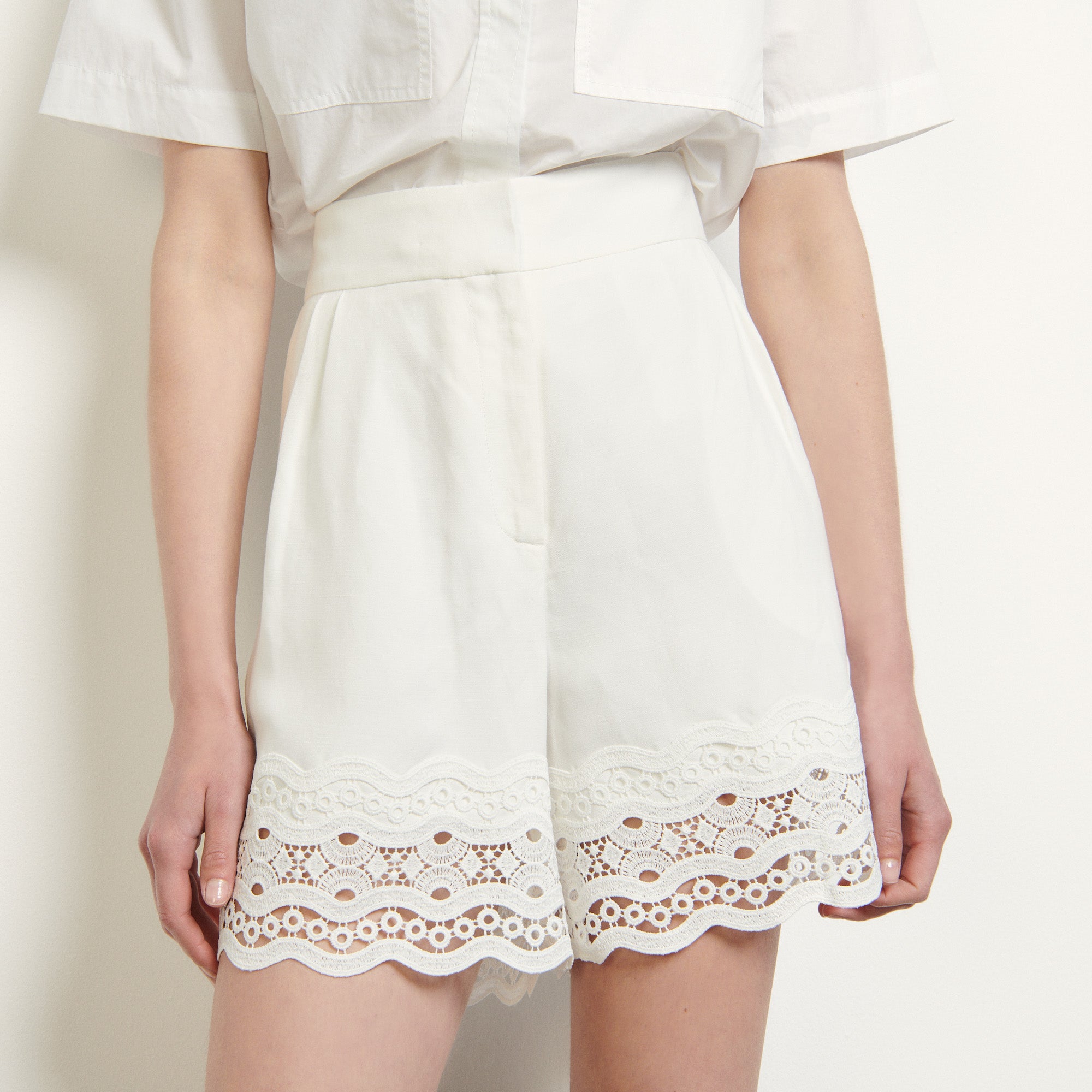 Short en lin avec galon Sandro seconde main