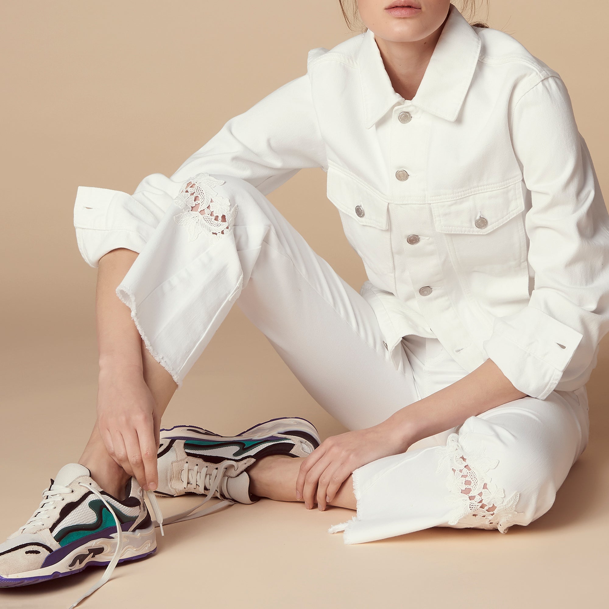 Jean évasé avec empiècement dentelle Sandro seconde main