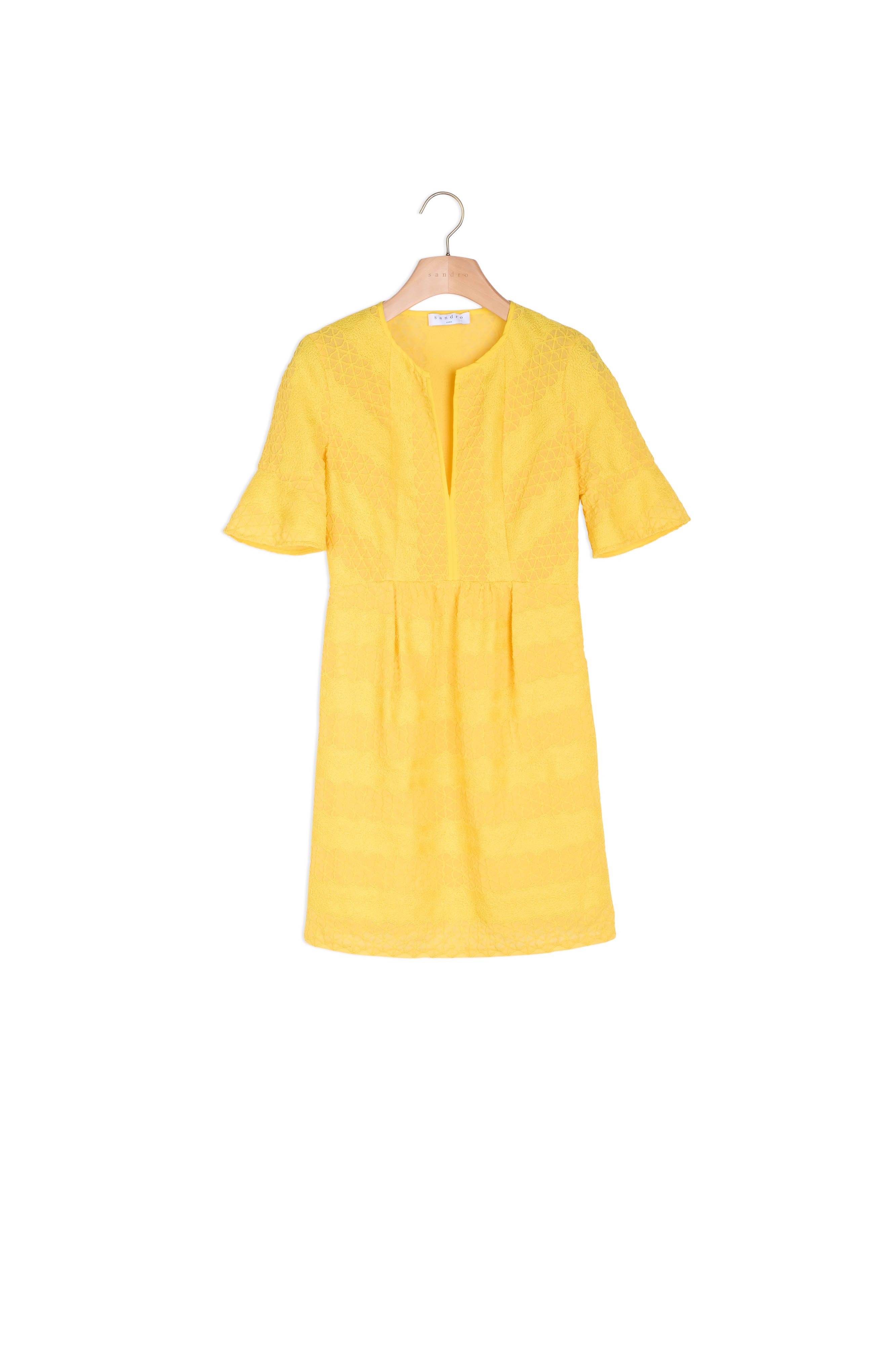 Robe en dentelle décolleté V Sandro seconde main