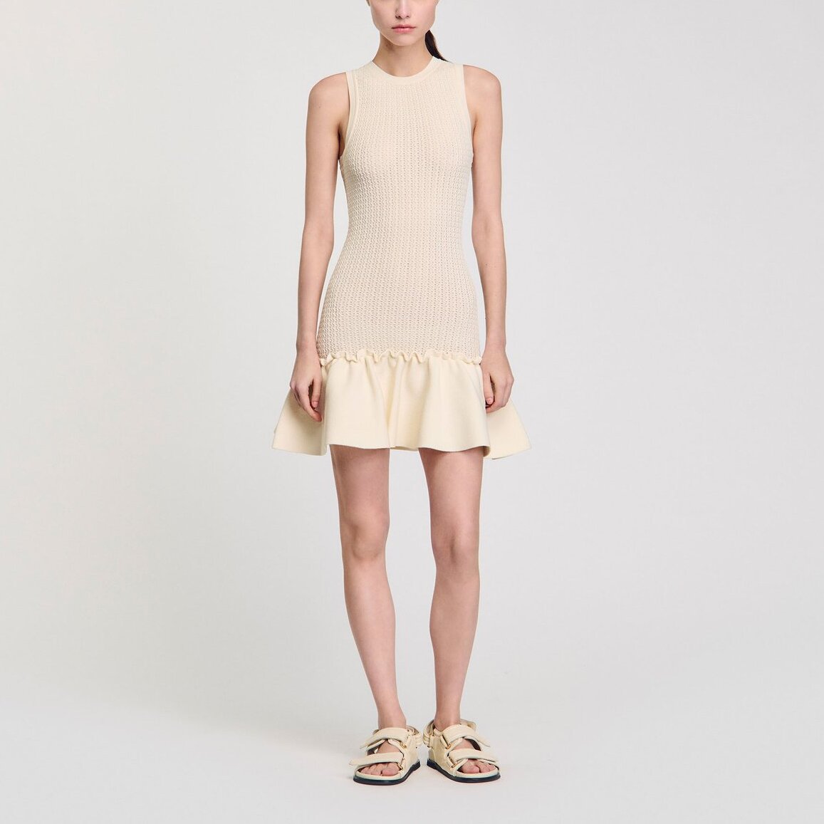 Robe courte en maille à volant Sandro seconde main