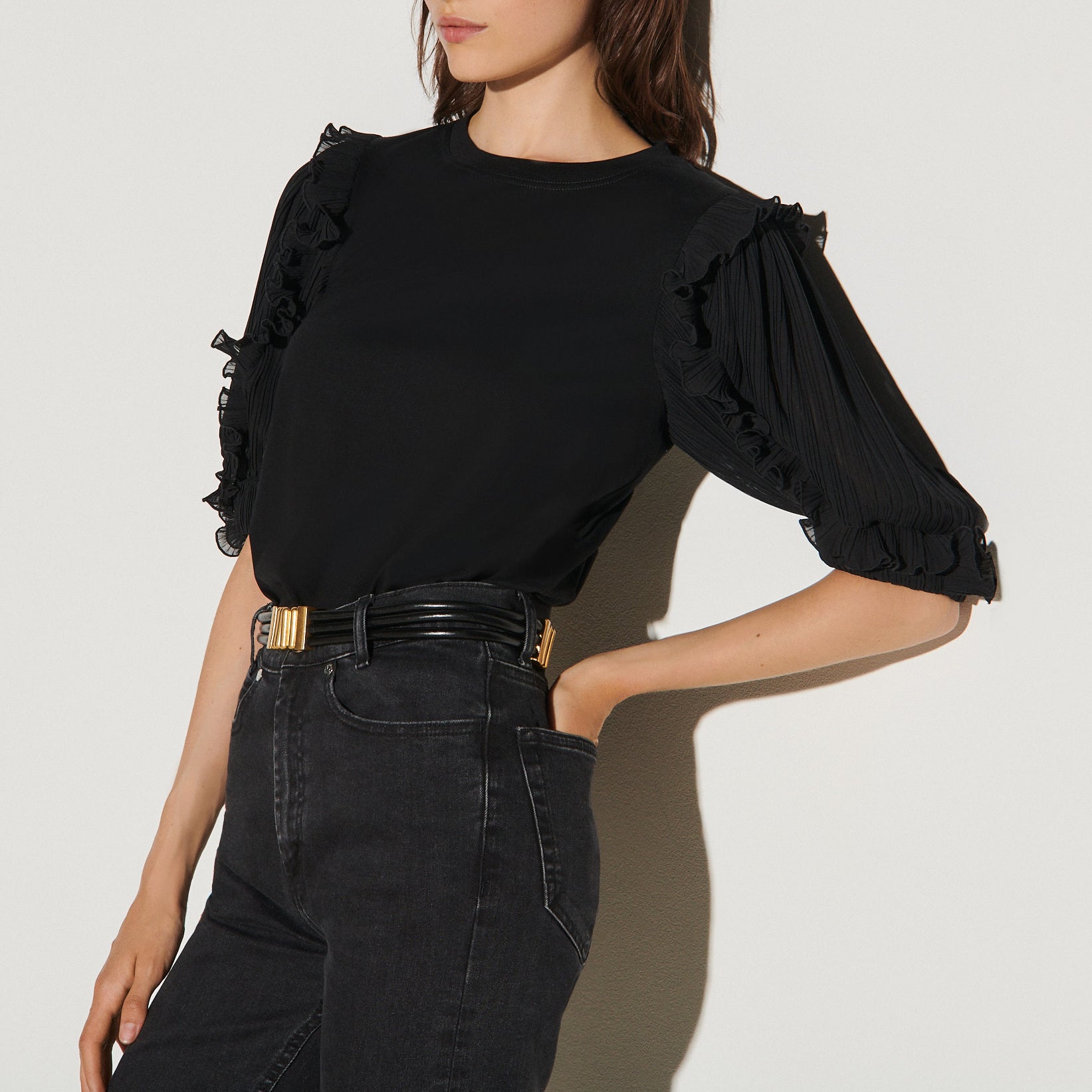 T-shirt aux manches travaillées Sandro seconde main