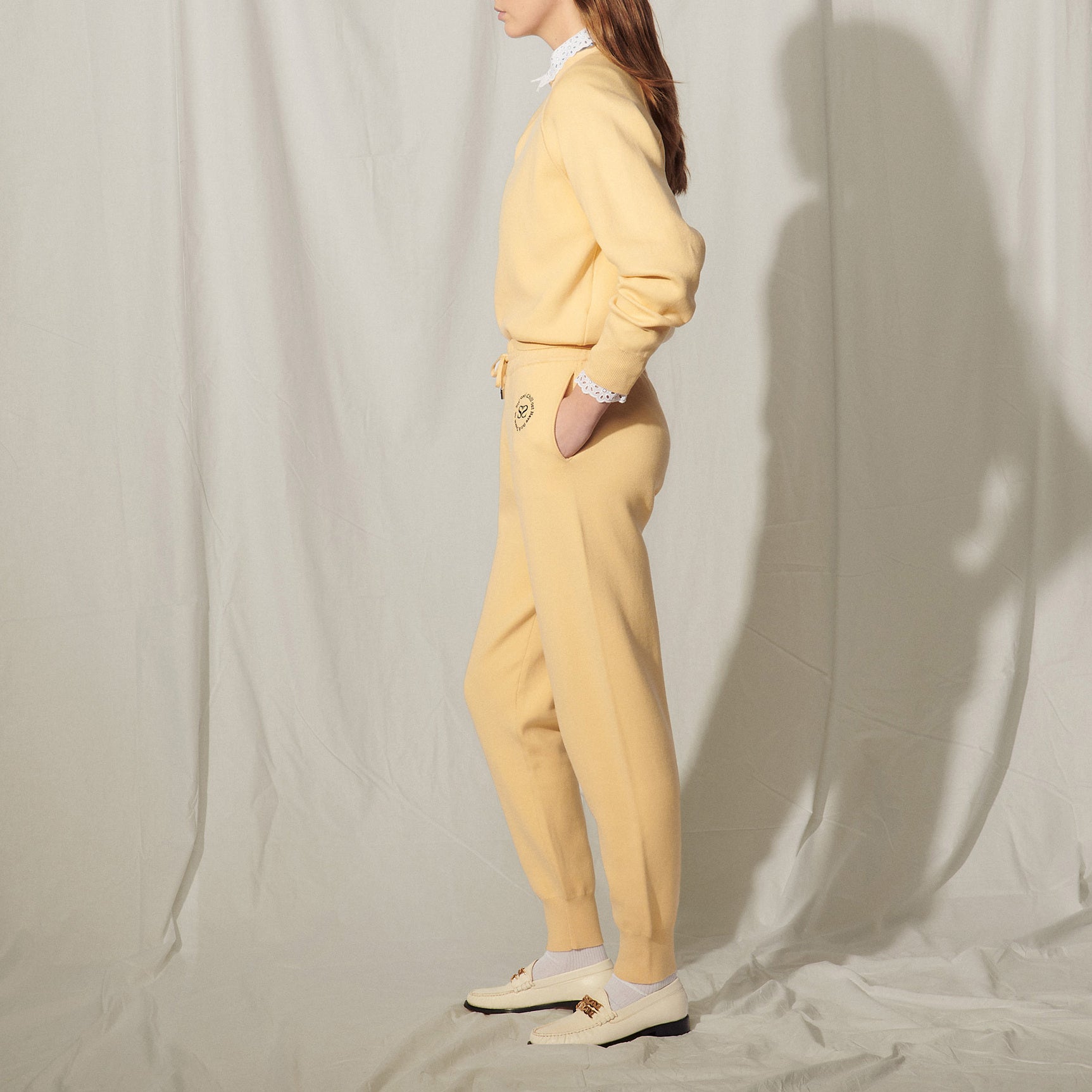 Jogging en Maille avec broderie Sandro seconde main