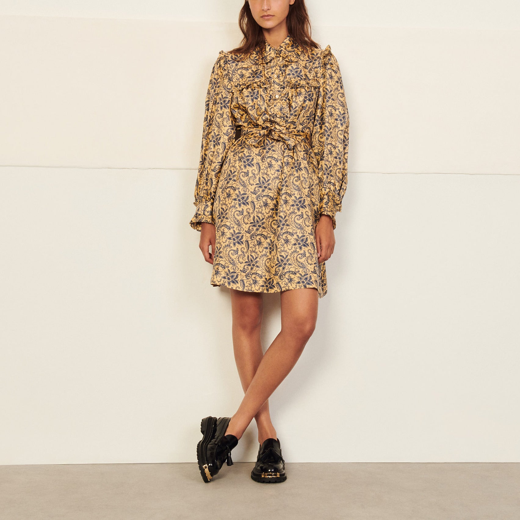 Robe courte imprimée en soie Sandro seconde main