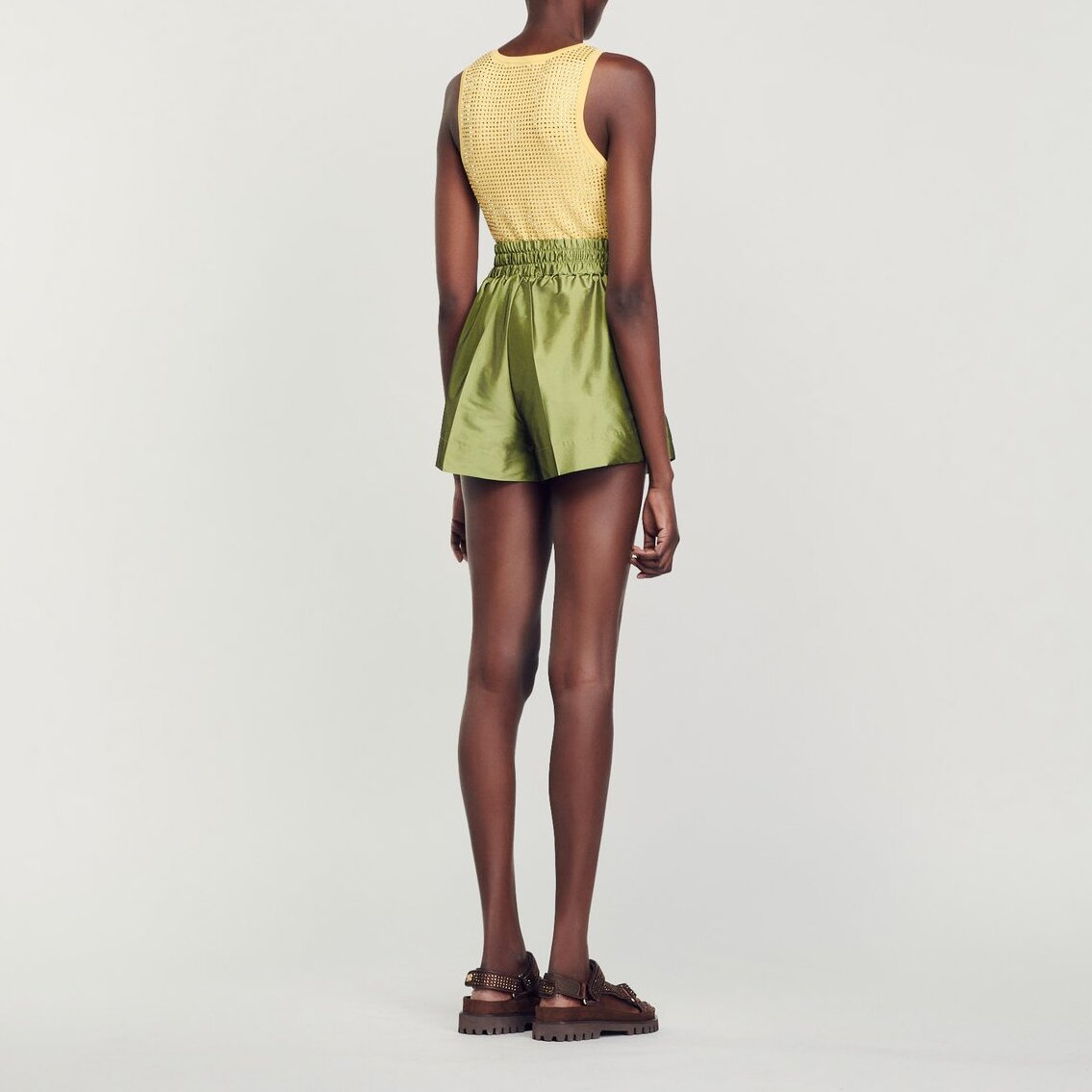 Short satiné Sandro seconde main