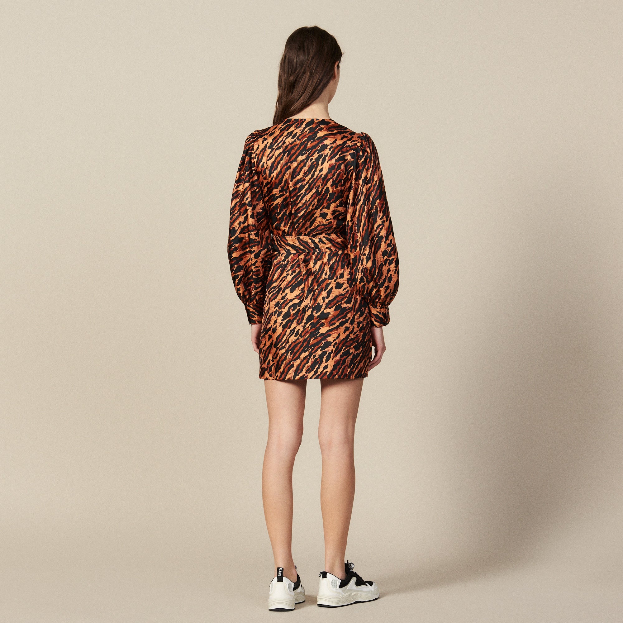 Robe courte imprimée en soie Sandro seconde main