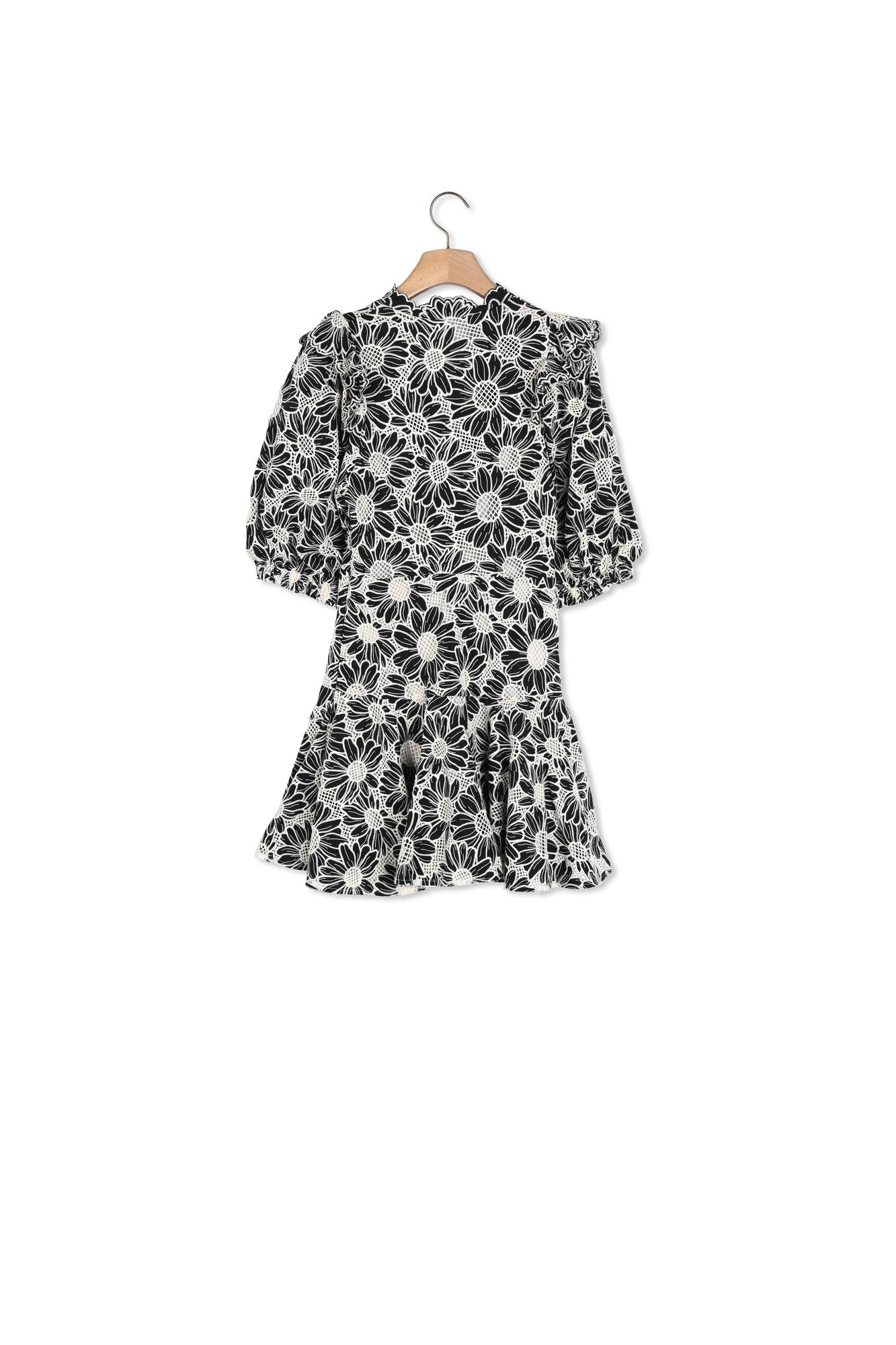 Robe courte au tissu brodé Sandro seconde main